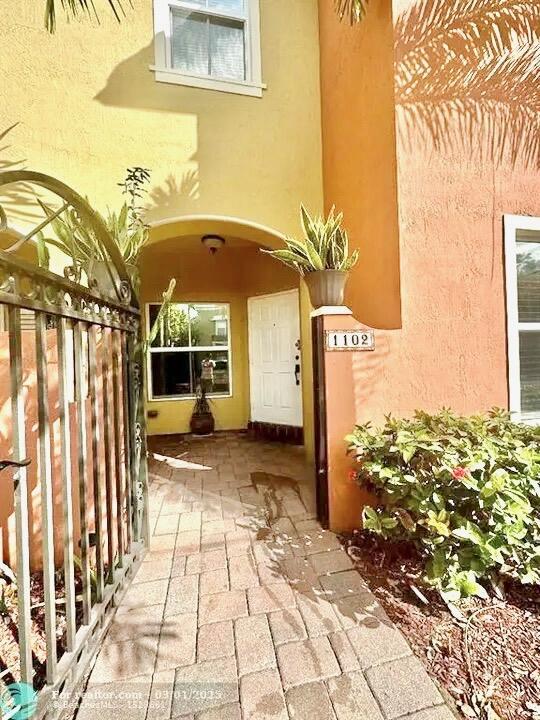2851 W Prospect Road 1102, Tamarac, FL 33309, Tamarac - Photo 2