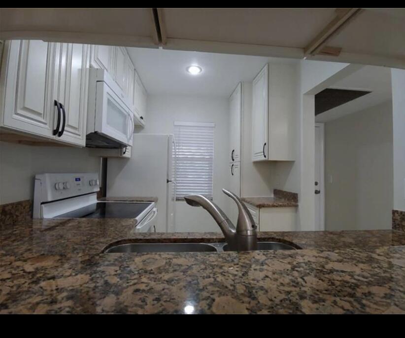 9903 Three Lakes Circle, Boca Raton, FL 33428, Boca Raton - Photo 2