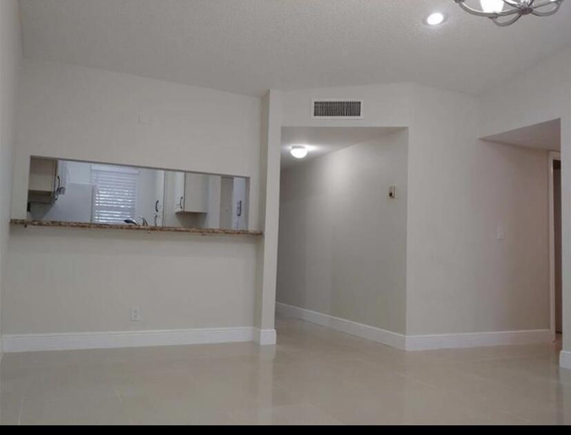 9903 Three Lakes Circle, Boca Raton, FL 33428, Boca Raton - Photo 5