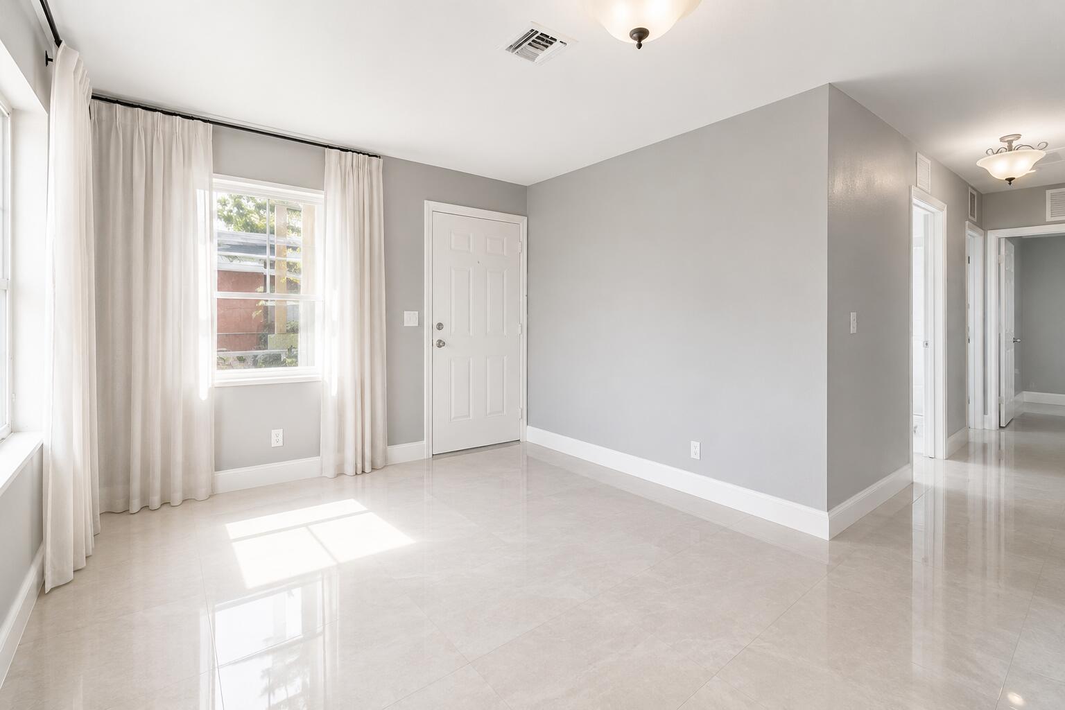 5605 Pinewood Avenue, West Palm Beach, FL 33407, West Palm Beach - Photo 4