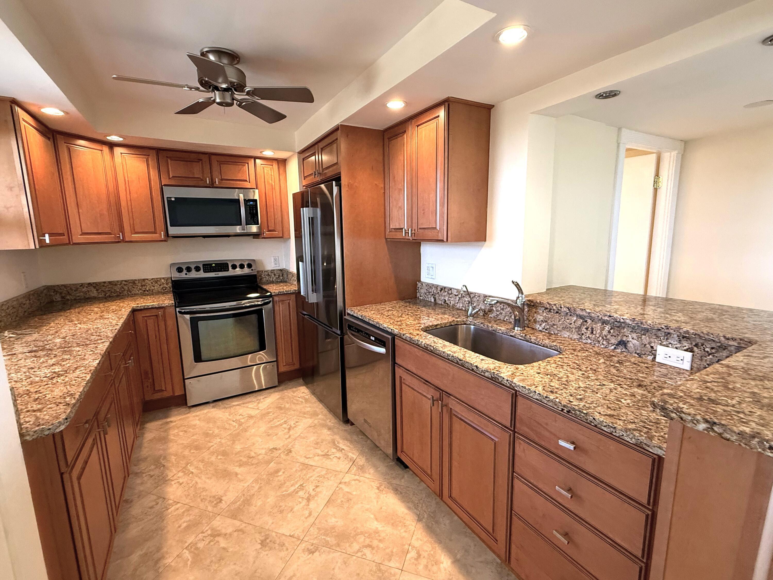 5200 N Flagler Drive 1604, West Palm Beach, FL 33407, West Palm Beach - Photo 3