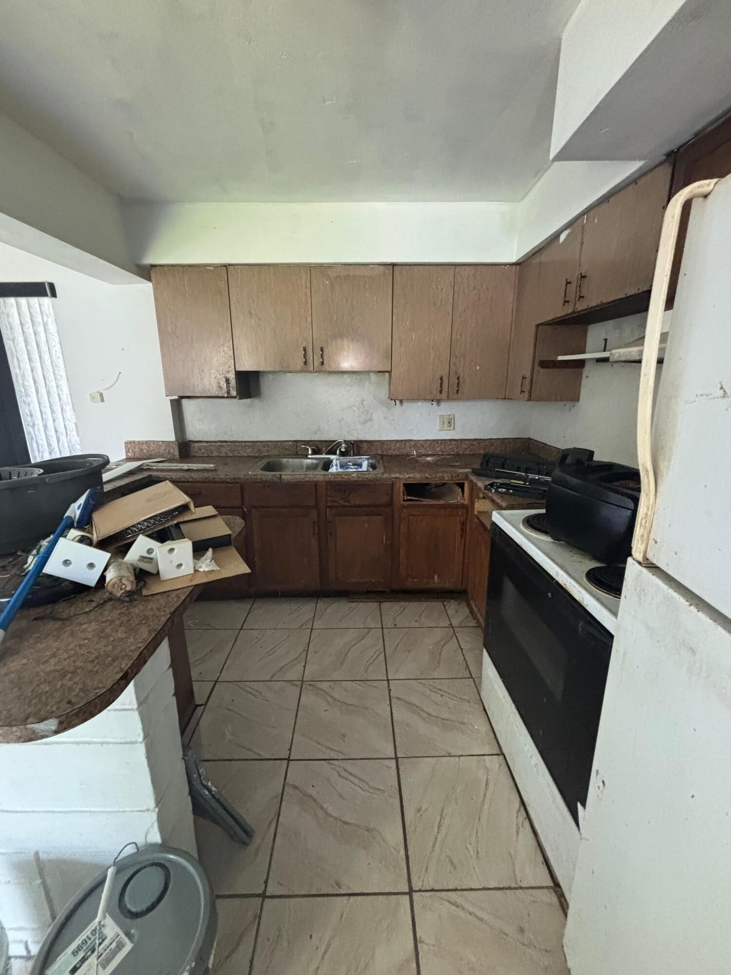 630 SE 2nd Street, Belle Glade, FL 33430, Belle Glade - Photo 2