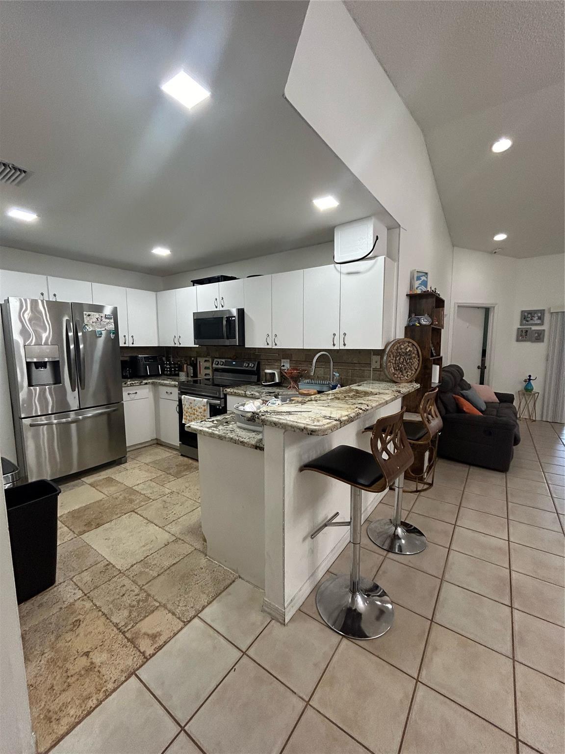 11296 SW 17th Court, Miramar, FL 33025, Miramar - Photo 4