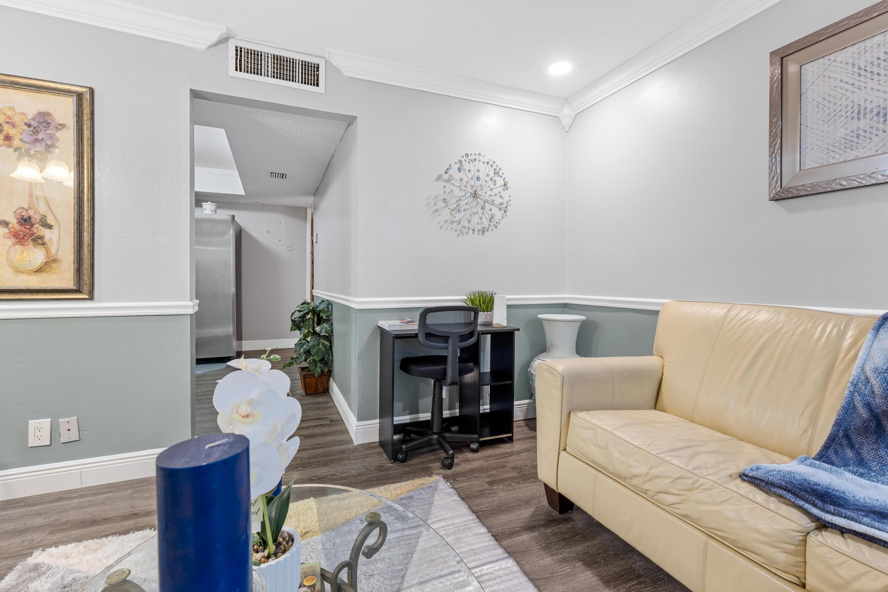 101 NE 4th Street # 3, Delray Beach, FL 33444, Delray Beach - Photo 4