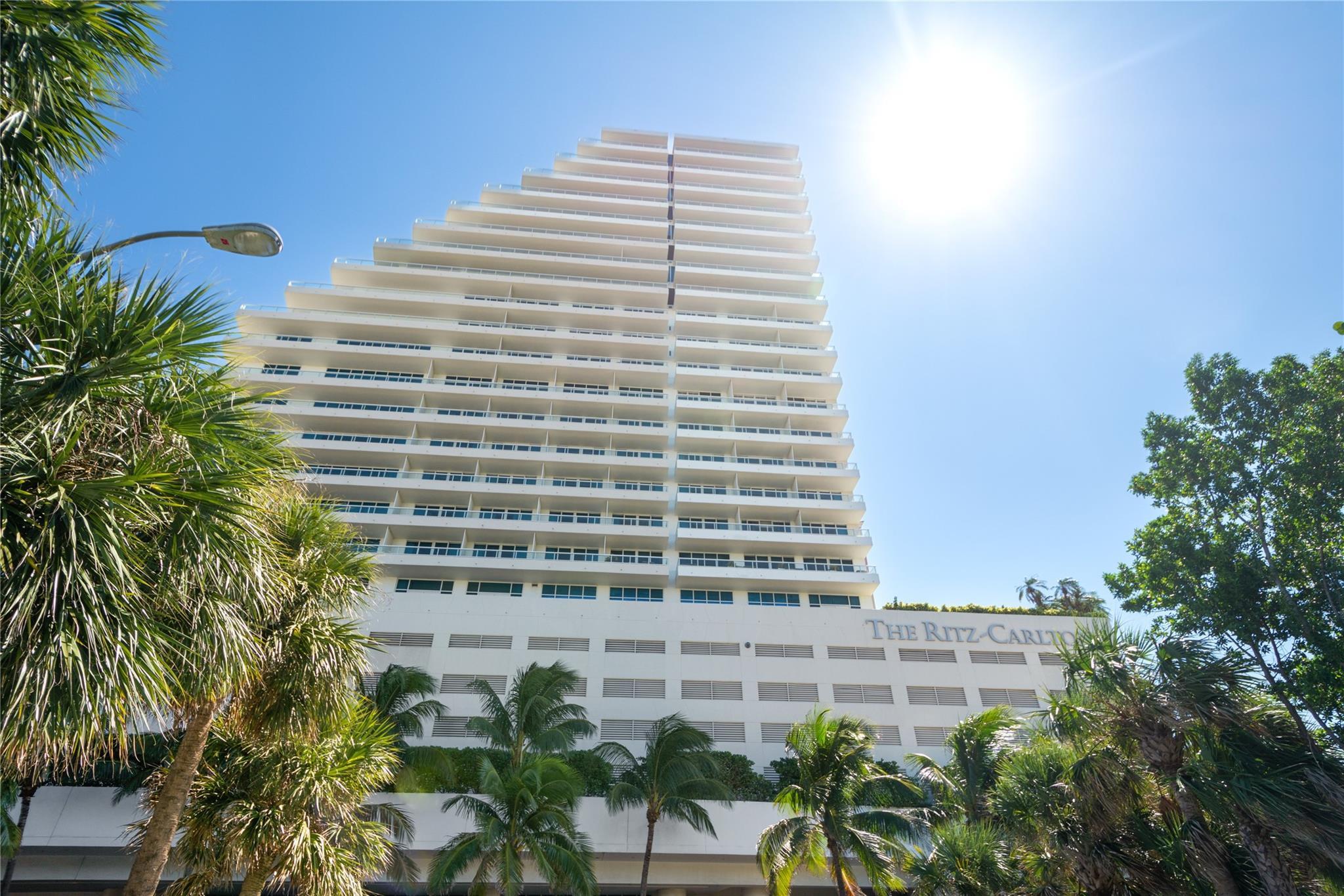 1 N Fort Lauderdale Beach Boulevard 1807, Fort Lauderdale, FL 33304, Fort Lauderdale - Photo 2