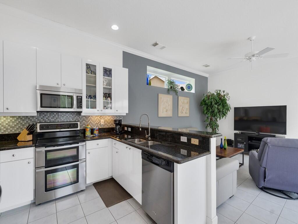 709 SW Andros Cove, Port St. Lucie, FL 34986, Port St. Lucie - Photo 5