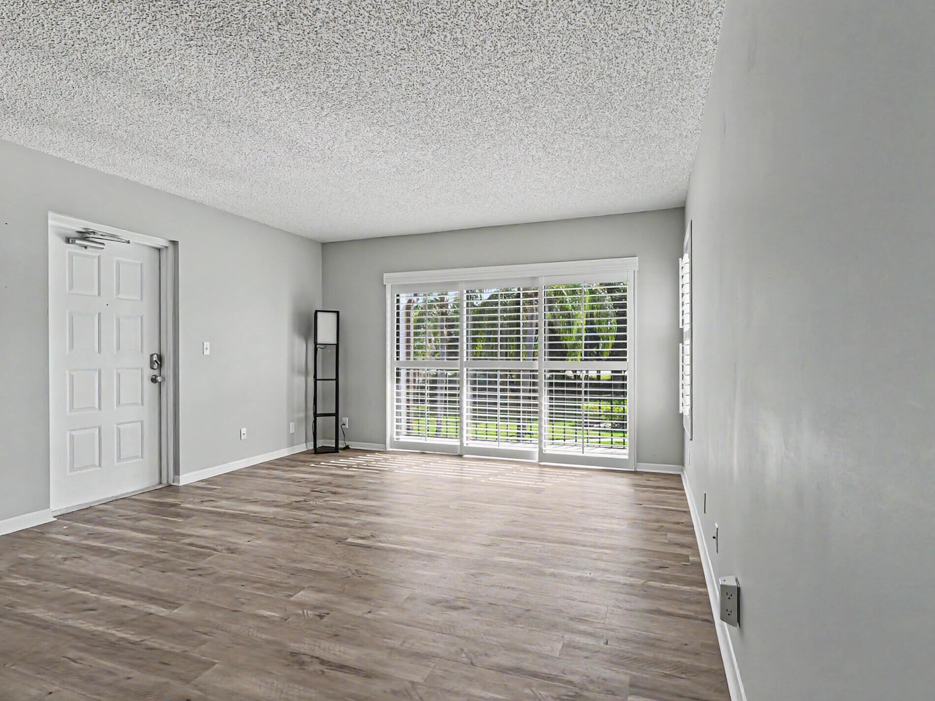 1605 SW Silver Pine Way, Palm City, FL 34990, Palm City - Photo 4