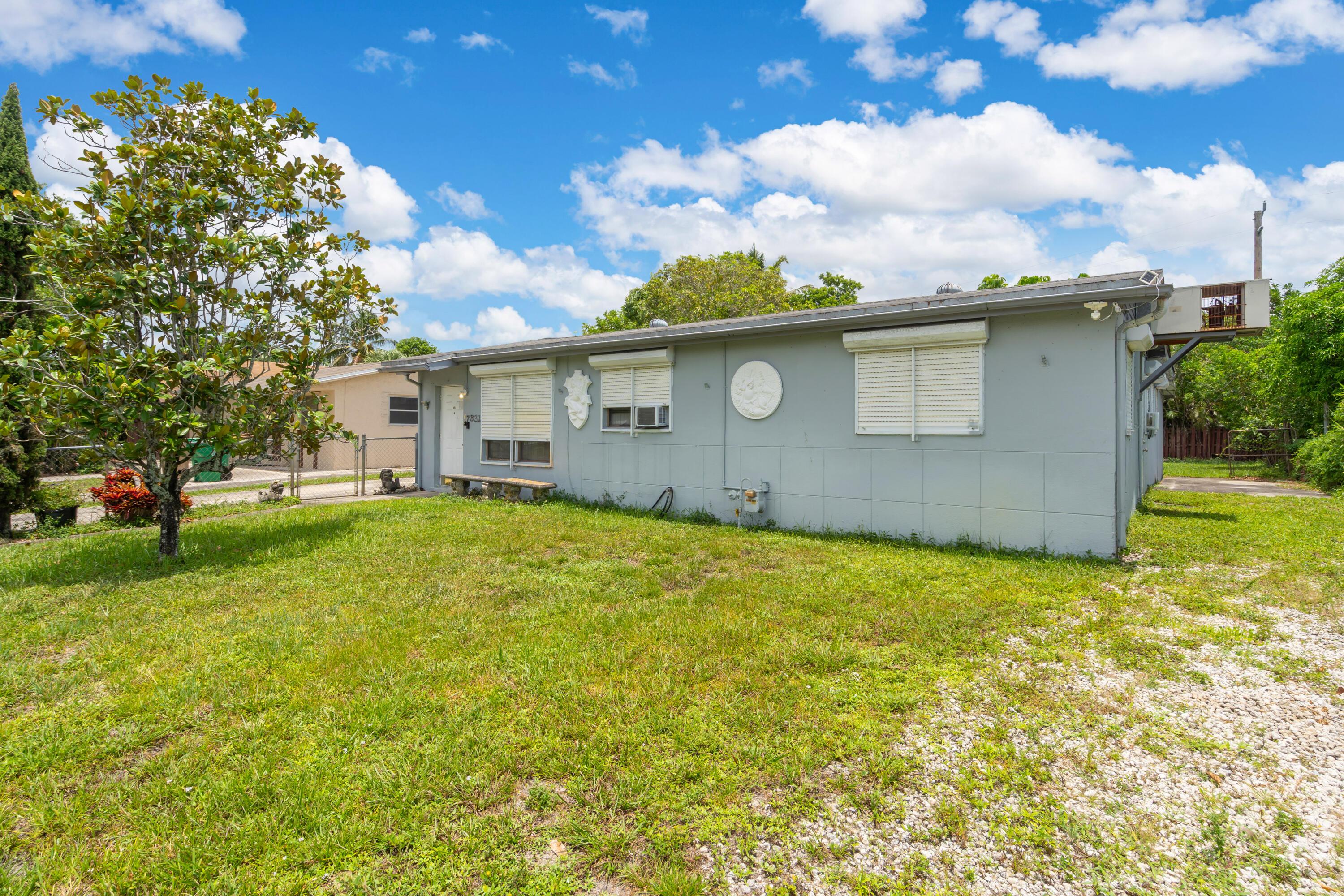 7831 NW 30th Street, Hollywood, FL 33024, Hollywood - Photo 2
