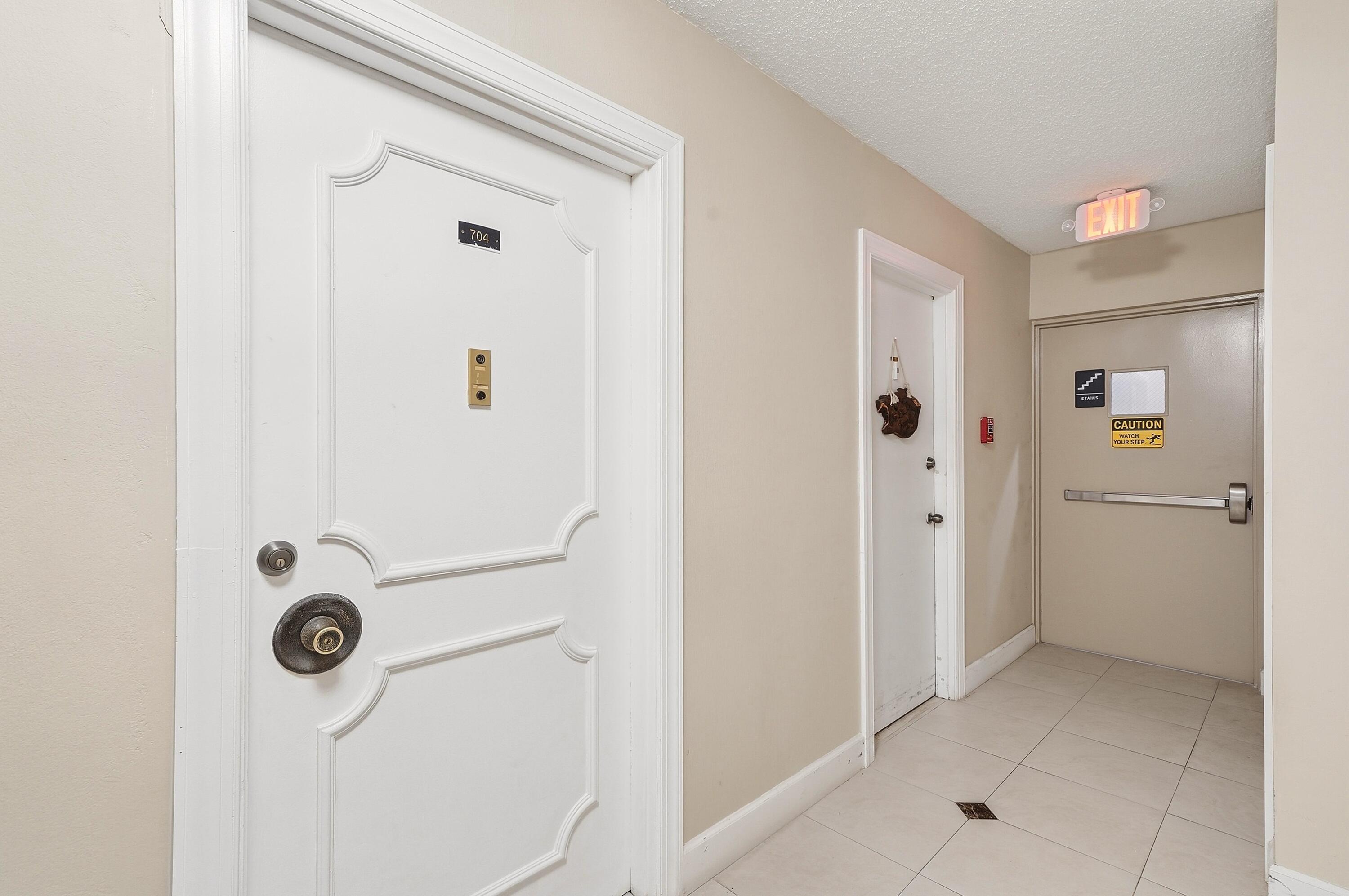 1401 S Ocean Drive 704, Hollywood, FL 33019, Hollywood - Photo 4