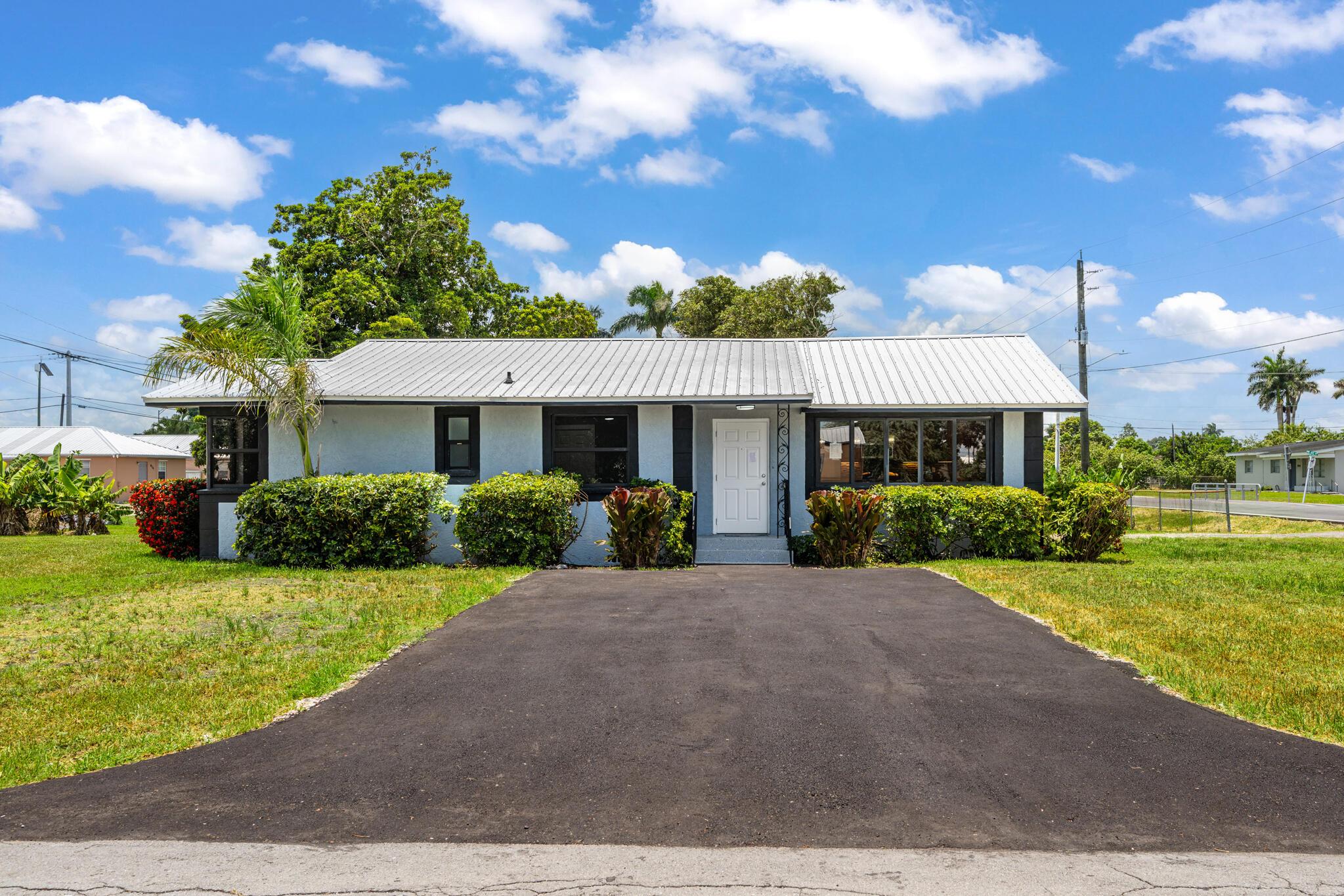 24 NW Avenue I, Belle Glade, FL 33430, Belle Glade