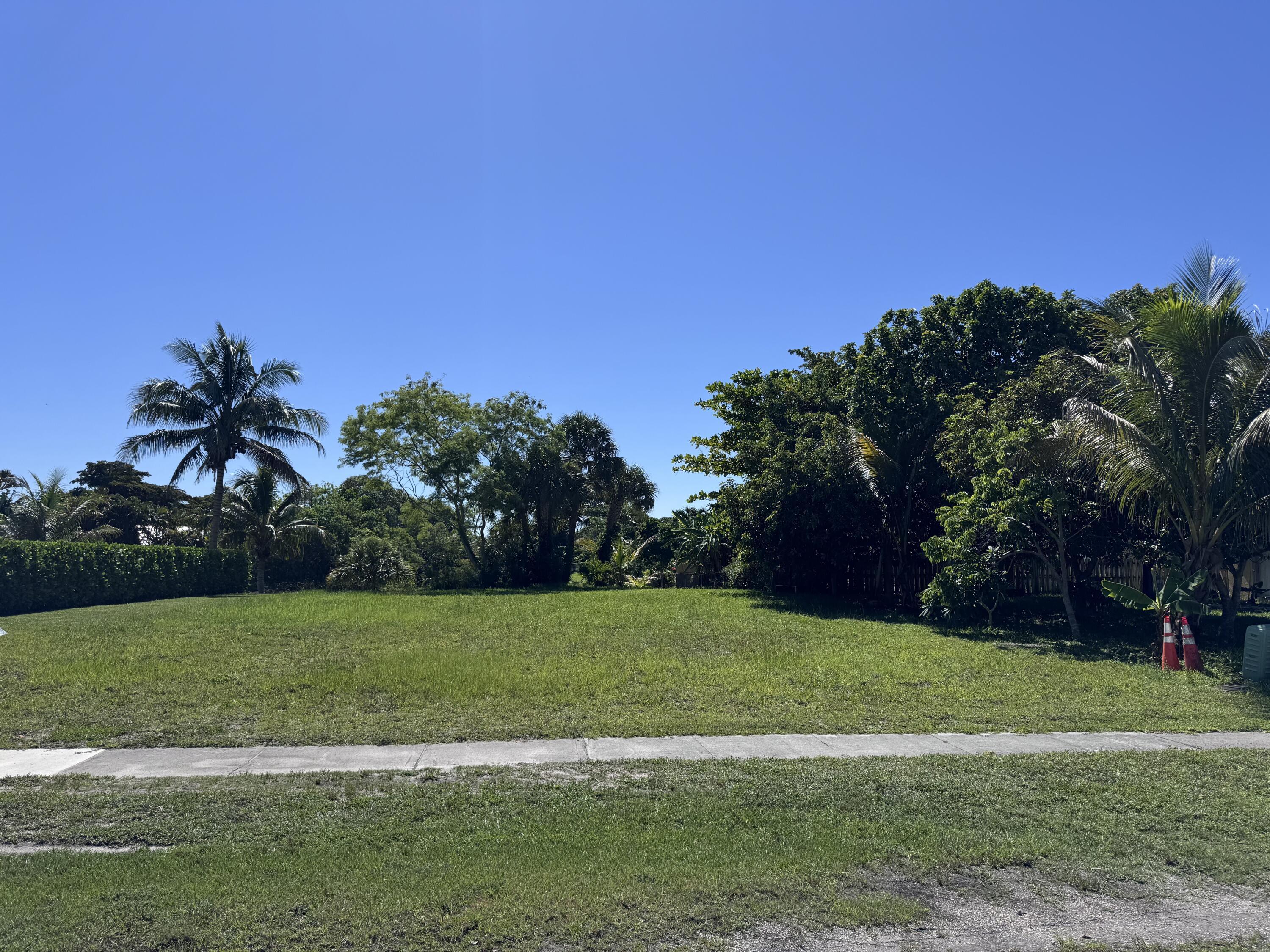 Xxx Starling Avenue, Royal Palm Beach, FL 33411, Royal Palm Beach