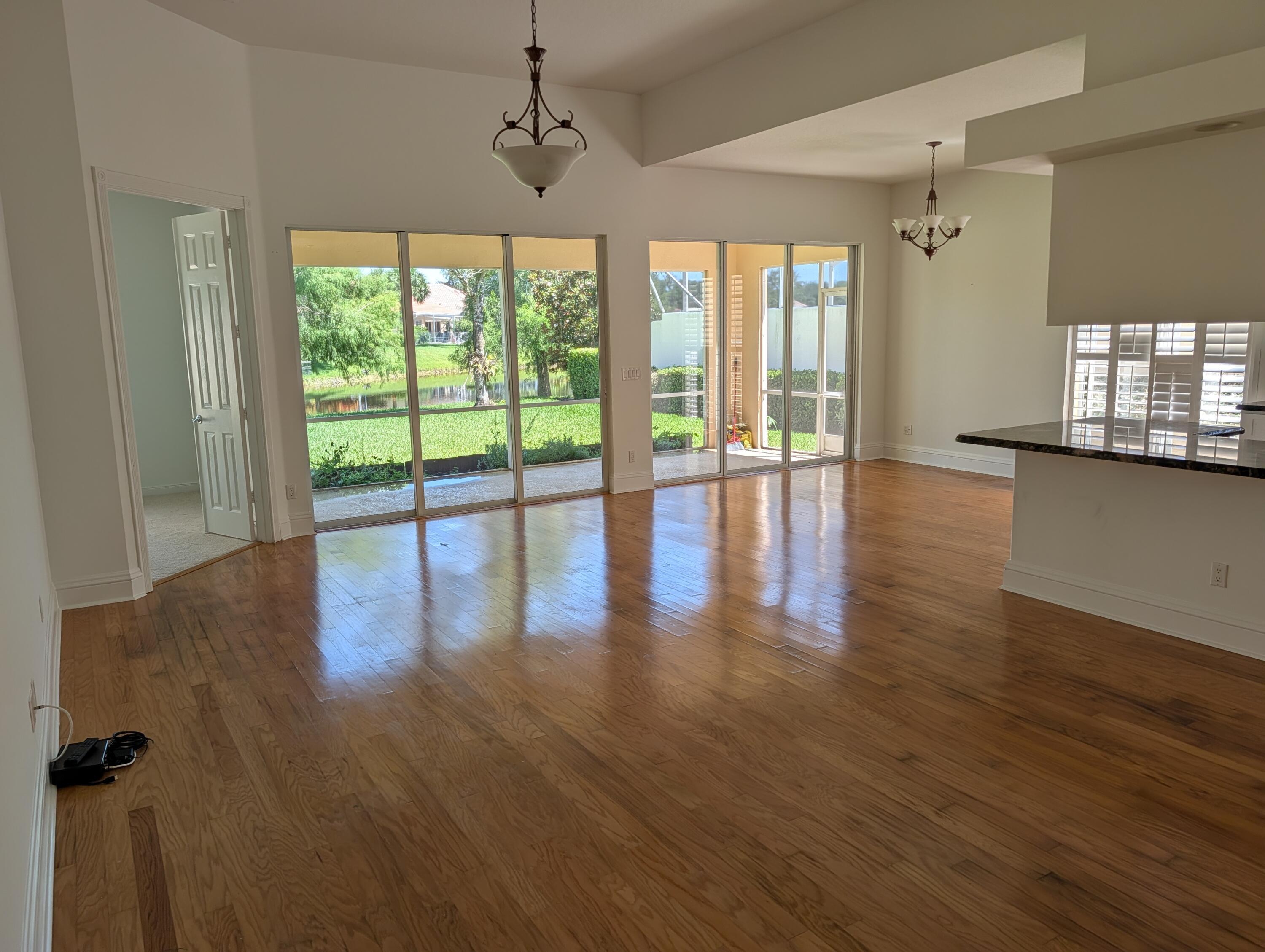170 Euphrates Circle, Palm Beach Gardens, FL 33410, Palm Beach Gardens - Photo 5