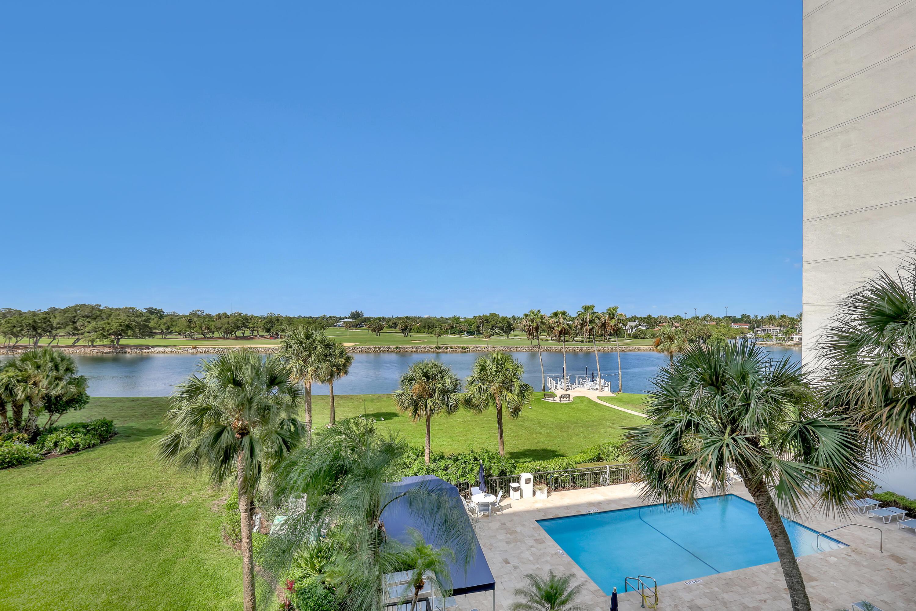 356 Golfview Road 403, North Palm Beach, FL 33408, North Palm Beach - Photo 3