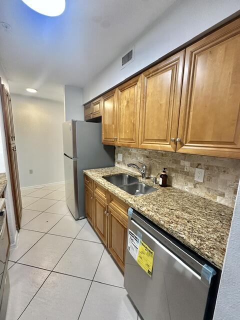 2305 N Congress Avenue 11, Boynton Beach, FL 33426, Boynton Beach - Photo 5