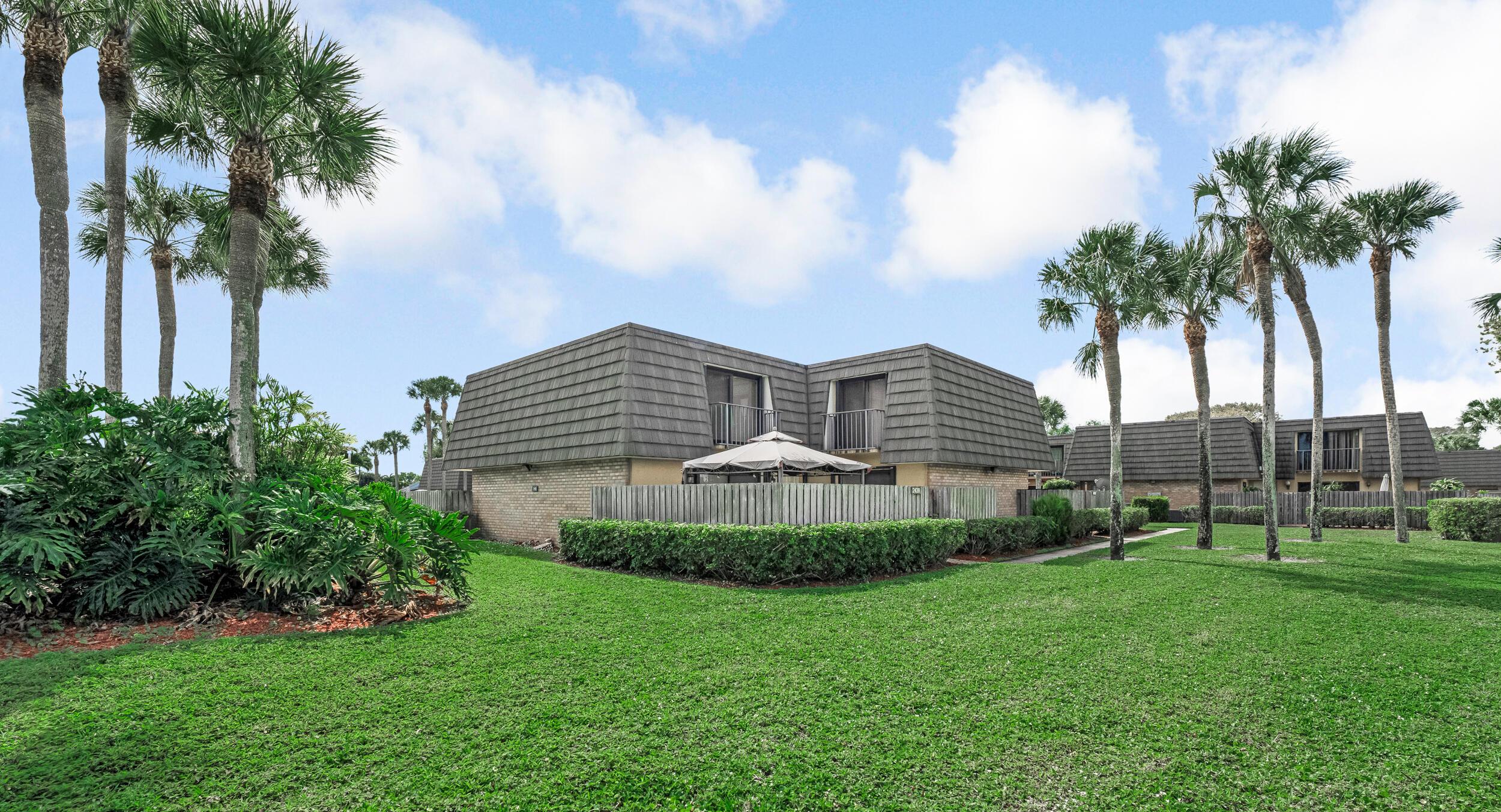 2439 24th Way 2439, West Palm Beach, FL 33407, West Palm Beach - Photo 2