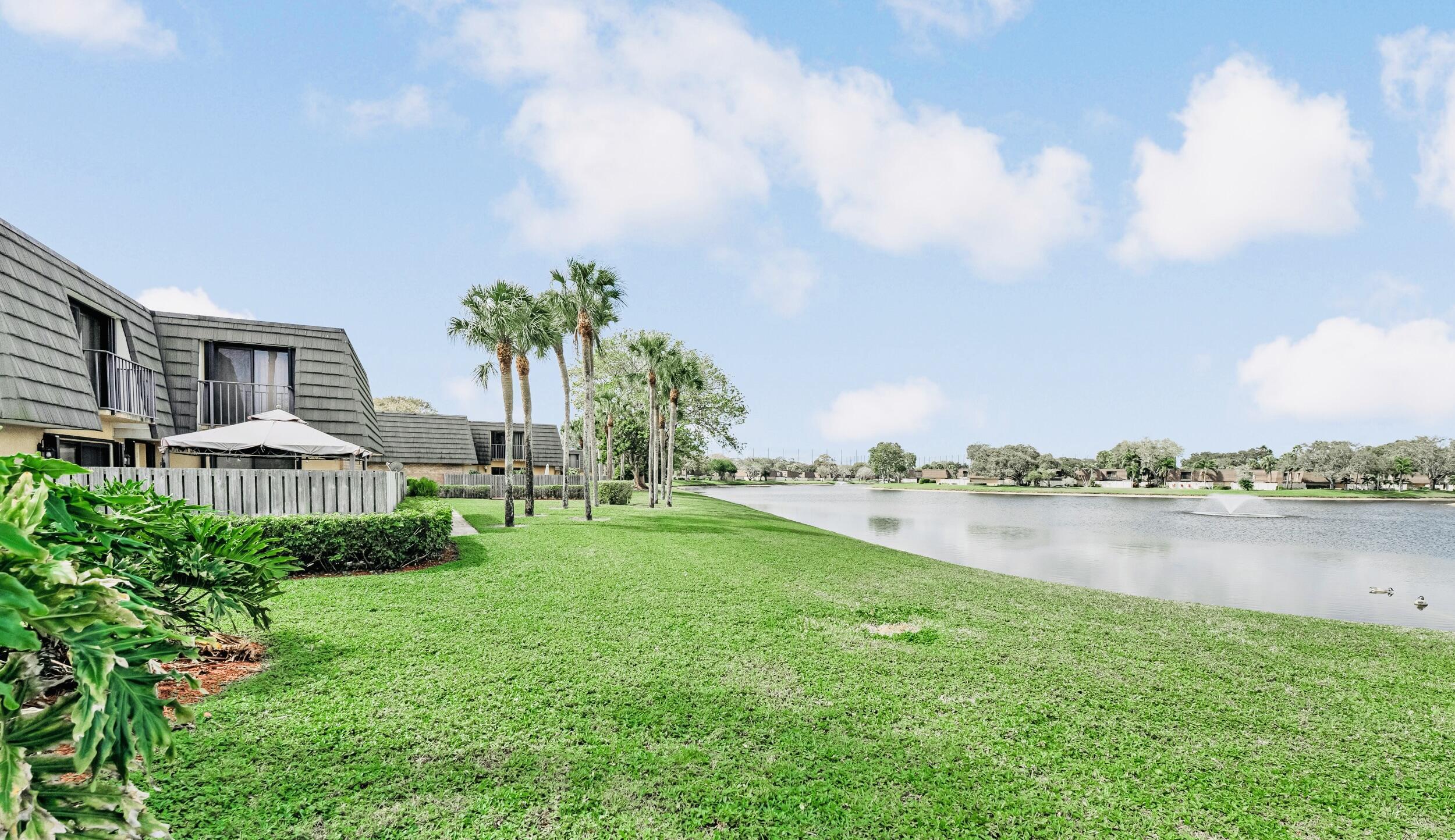 2439 24th Way 2439, West Palm Beach, FL 33407, West Palm Beach - Photo 3
