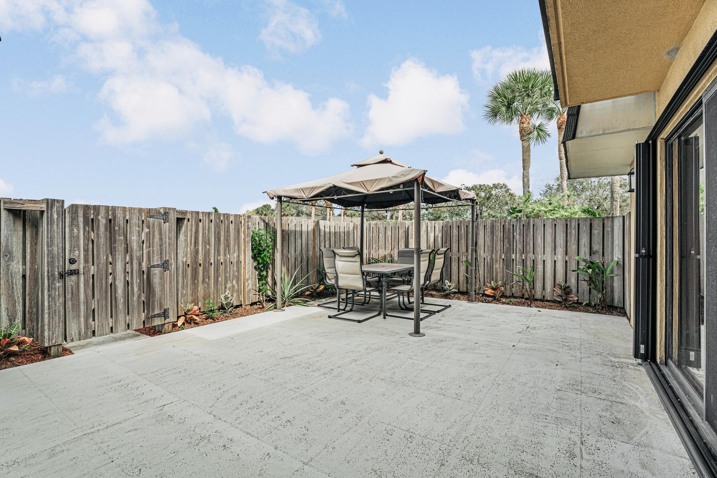 2439 24th Way 2439, West Palm Beach, FL 33407, West Palm Beach - Photo 5