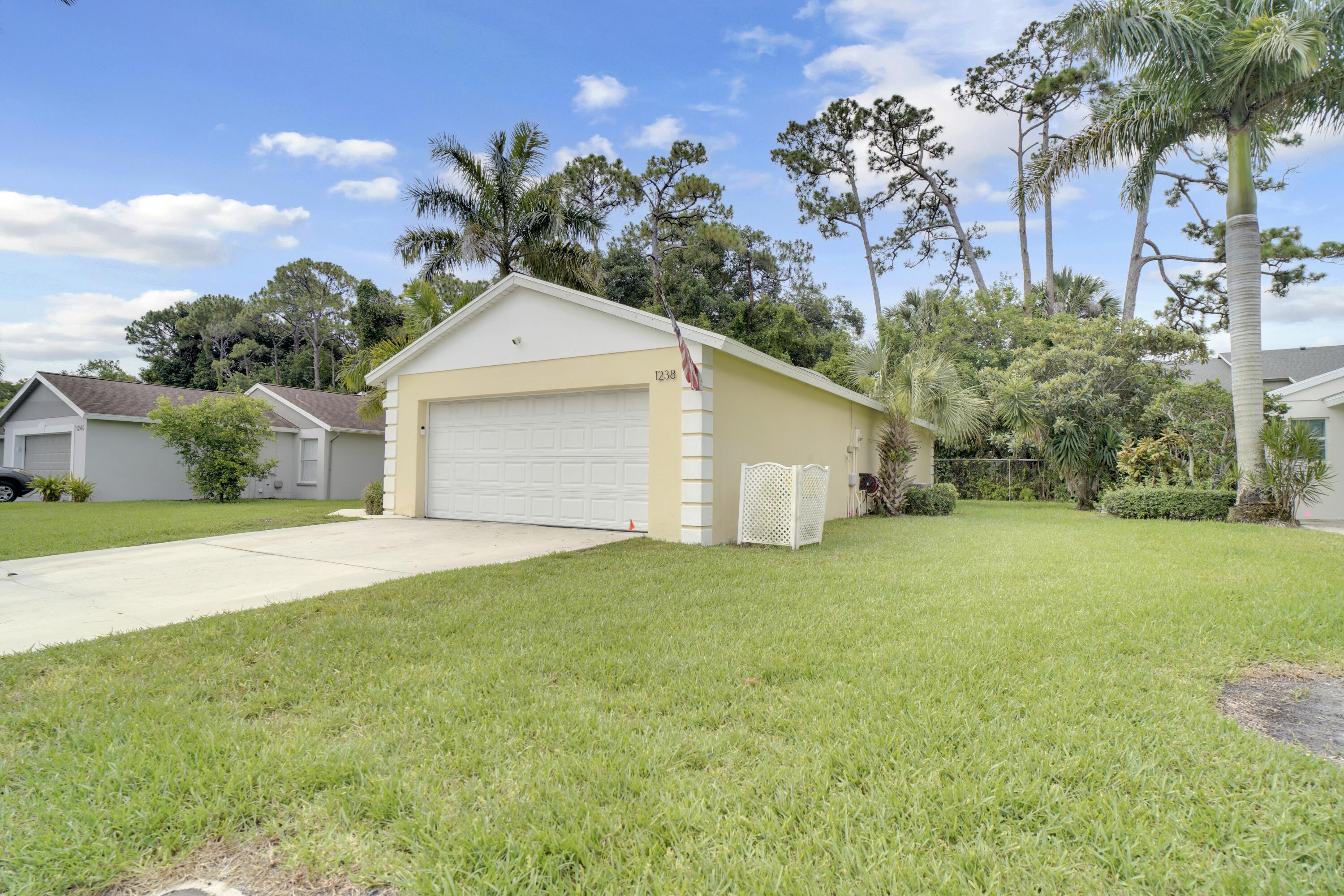 1238 Pine Sage Circle, West Palm Beach, FL 33409, West Palm Beach - Photo 3