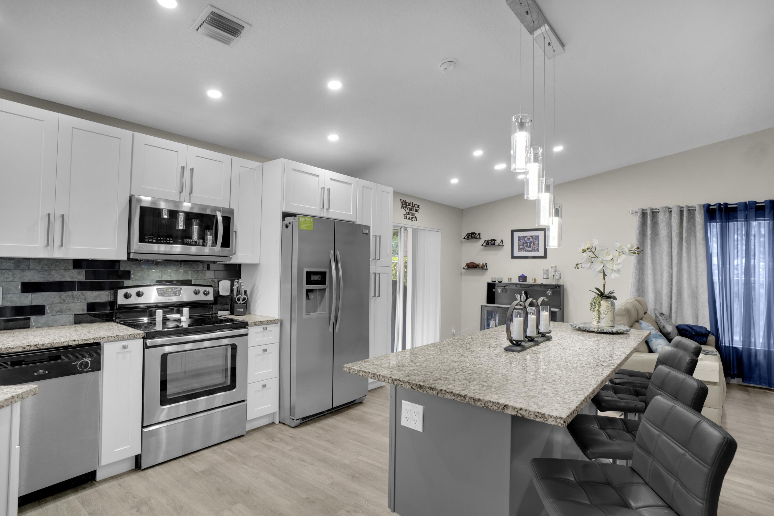 1238 Pine Sage Circle, West Palm Beach, FL 33409, West Palm Beach - Photo 4