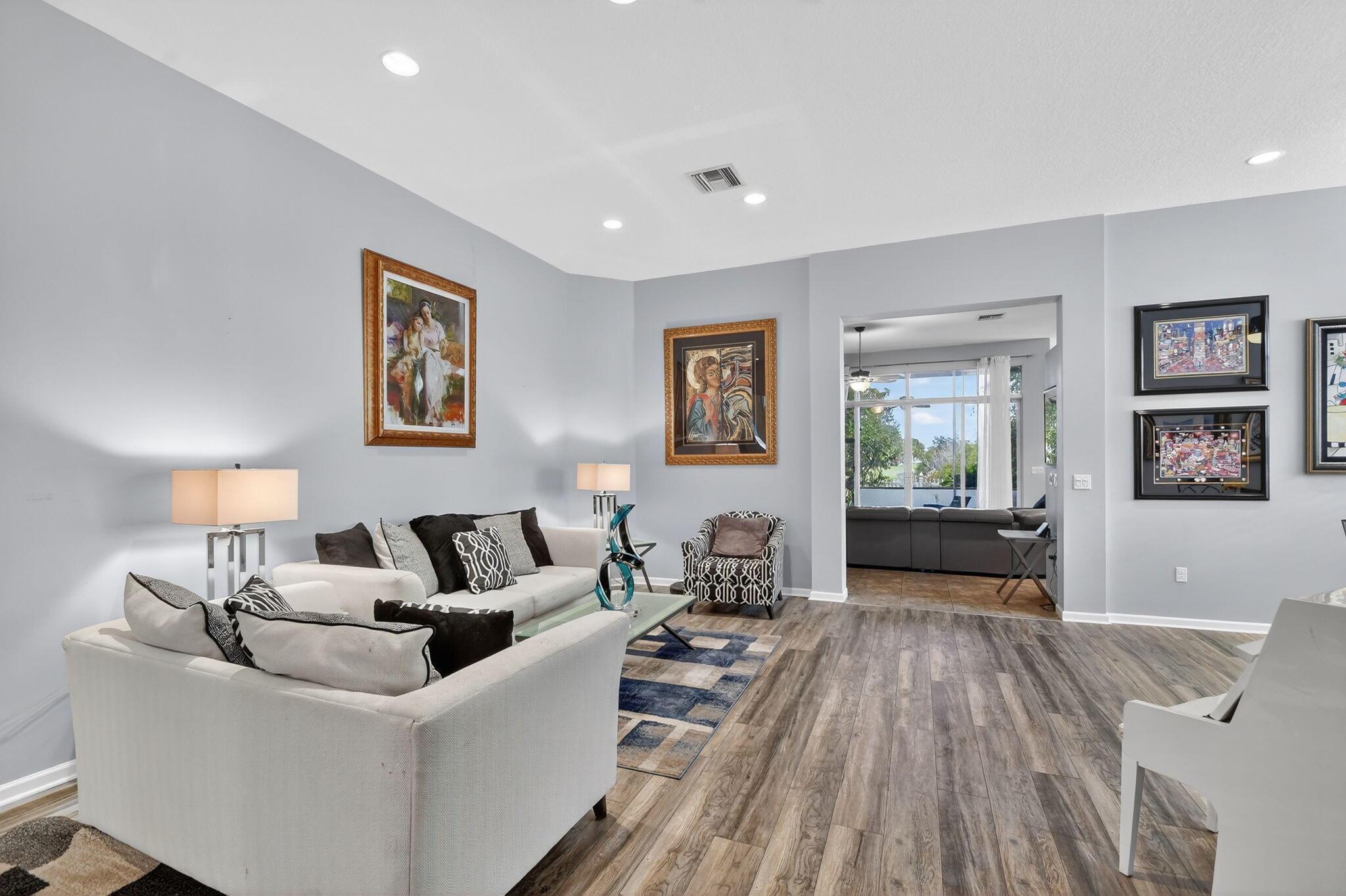 1848 Via Castello, Wellington, FL 33411, Wellington
