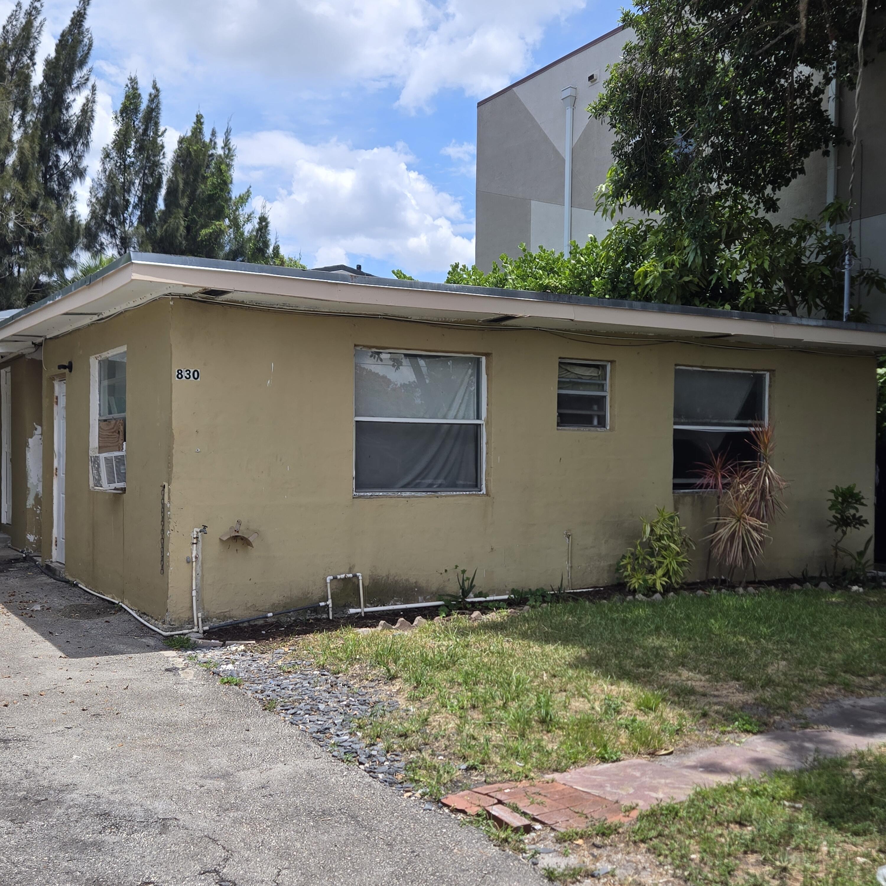 830 SW 14th Street 2, Pompano Beach, FL 33060, Pompano Beach