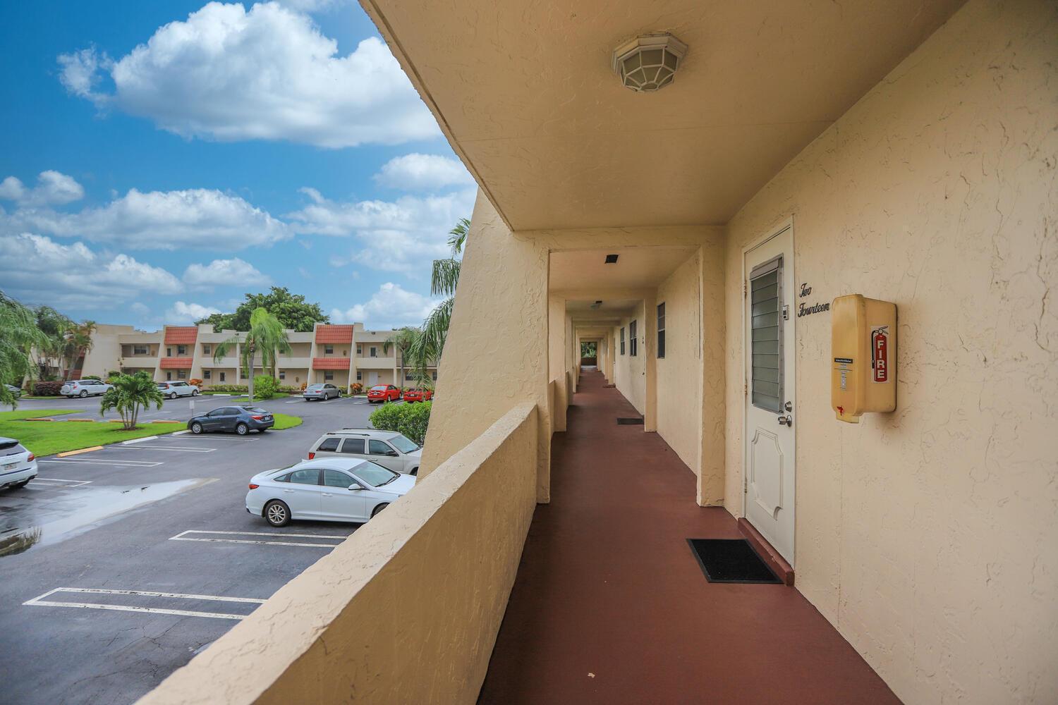 2500 Fiore Way 203-a, Delray Beach, FL 33445, Delray Beach - Photo 3