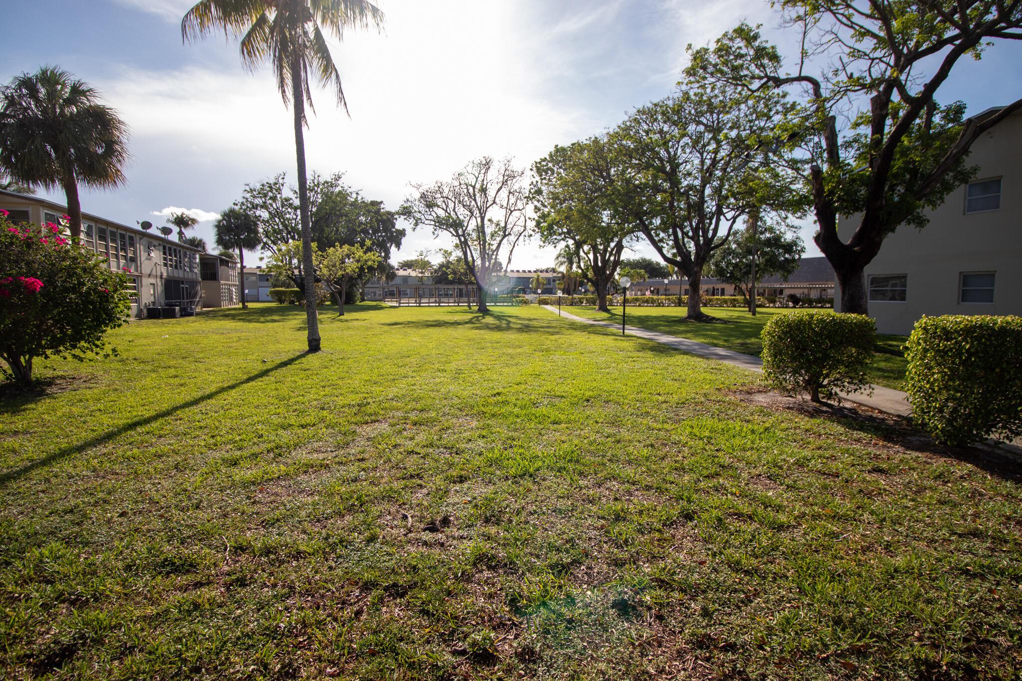 550 NW 77th Avenue 204, Margate, FL 33063, Margate - Photo 2