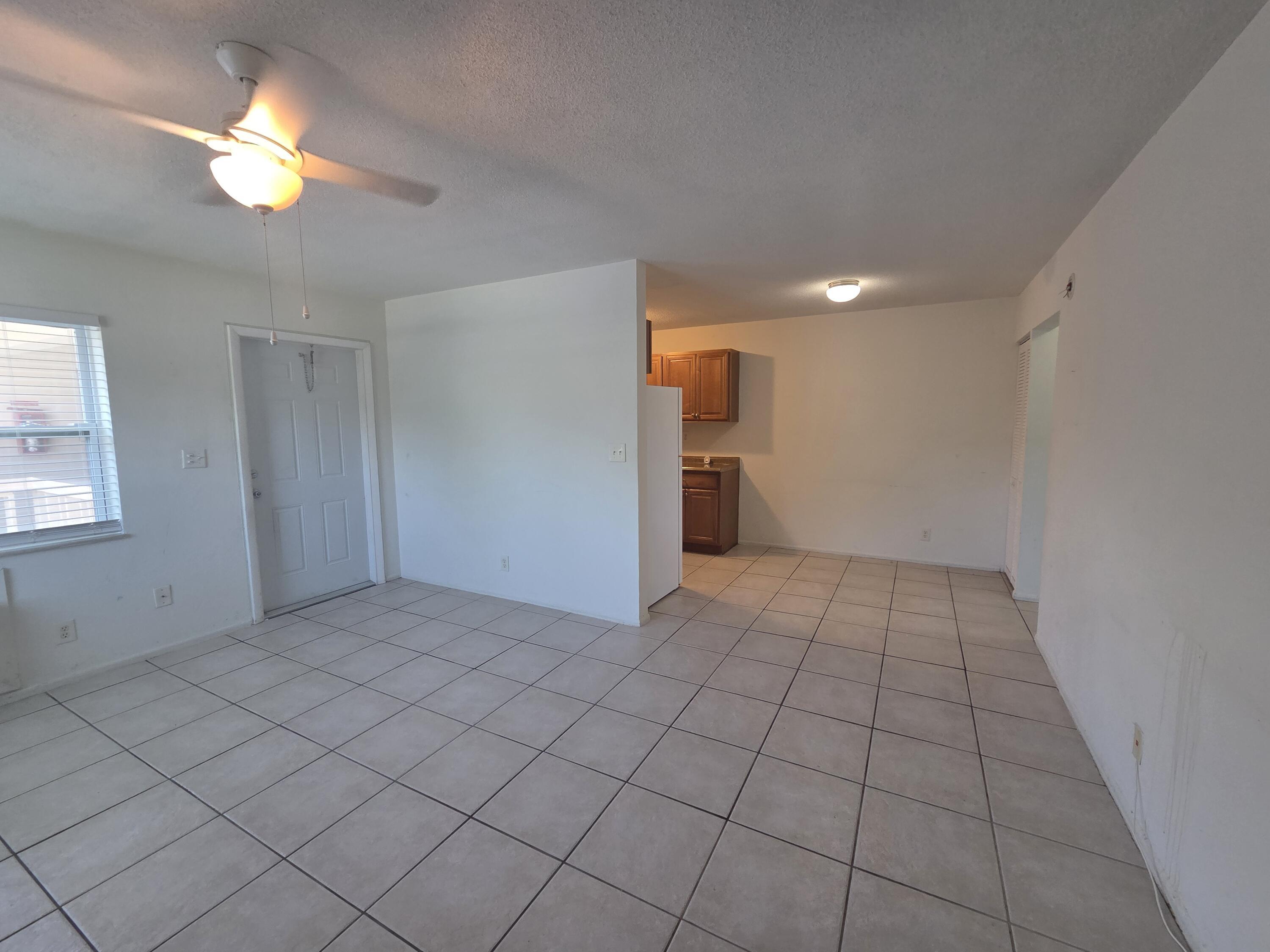 701 SE 15th Street 12, Fort Lauderdale, FL 33316, Fort Lauderdale - Photo 2