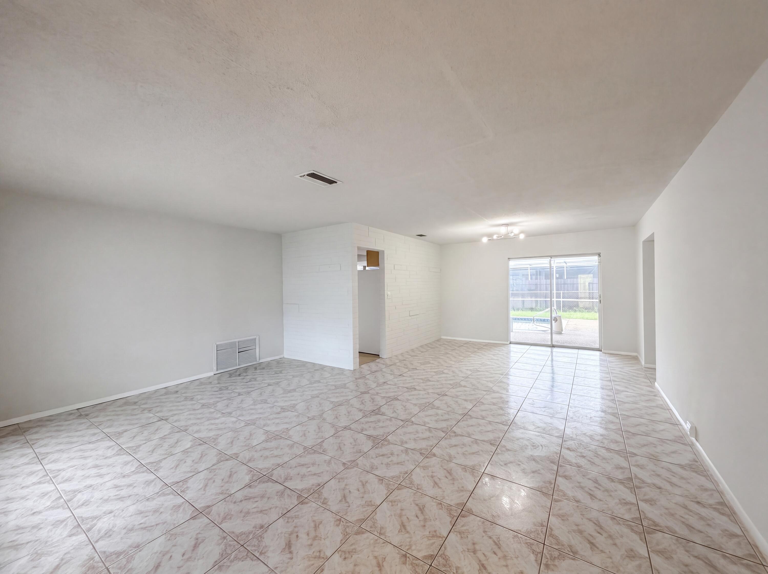 7141 Harbour Boulevard, Miramar, FL 33023, Miramar - Photo 3