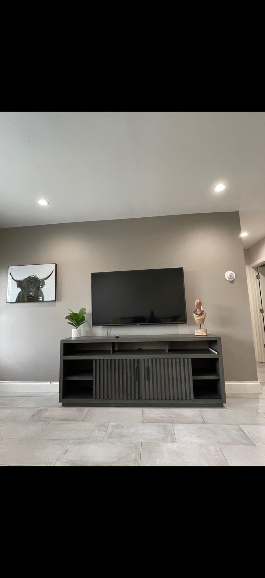 400 SW 12th 1-2, Fort Lauderdale, FL 33315, Fort Lauderdale - Photo 2