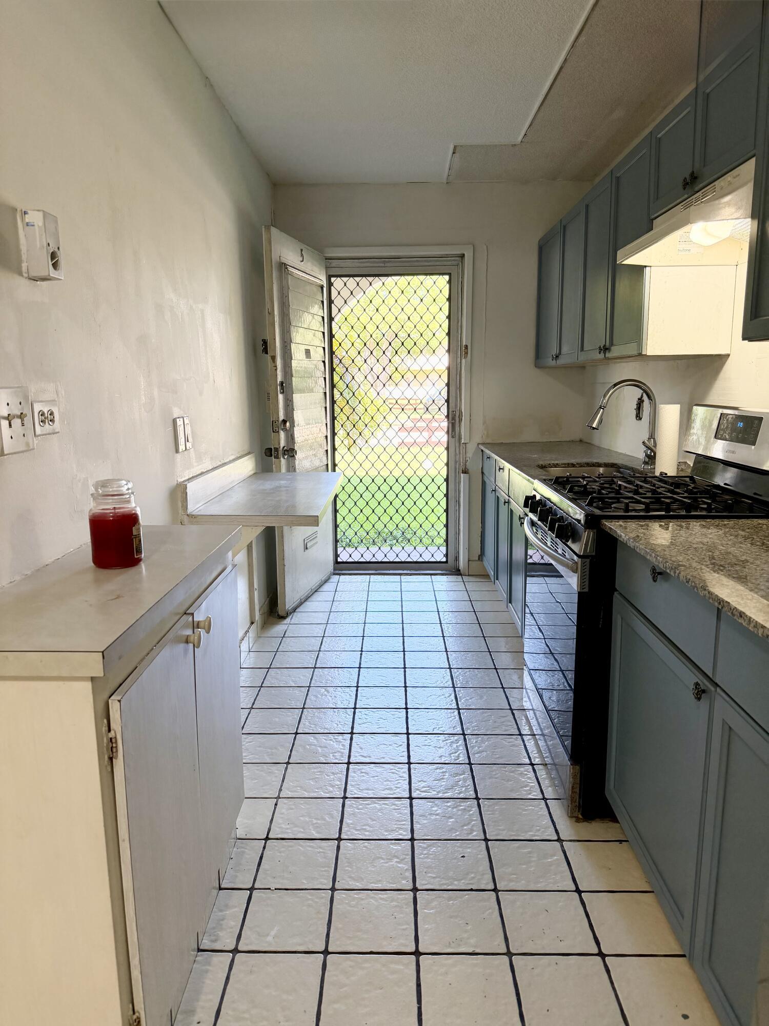 20330 NE 2nd Avenue D-5, Miami Gardens, FL 33179, Miami Gardens