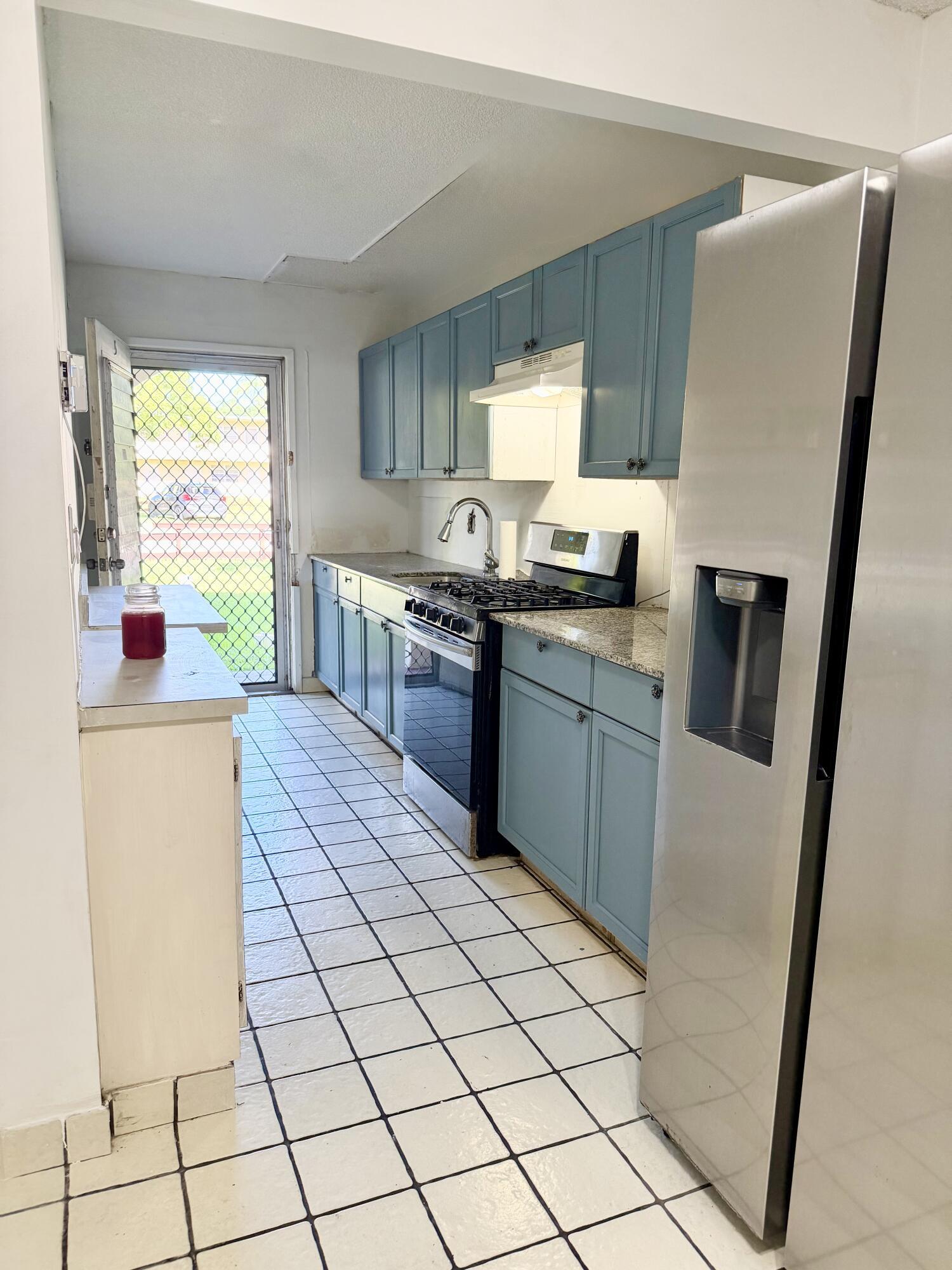 20330 NE 2nd Avenue D-5, Miami Gardens, FL 33179, Miami Gardens - Photo 5
