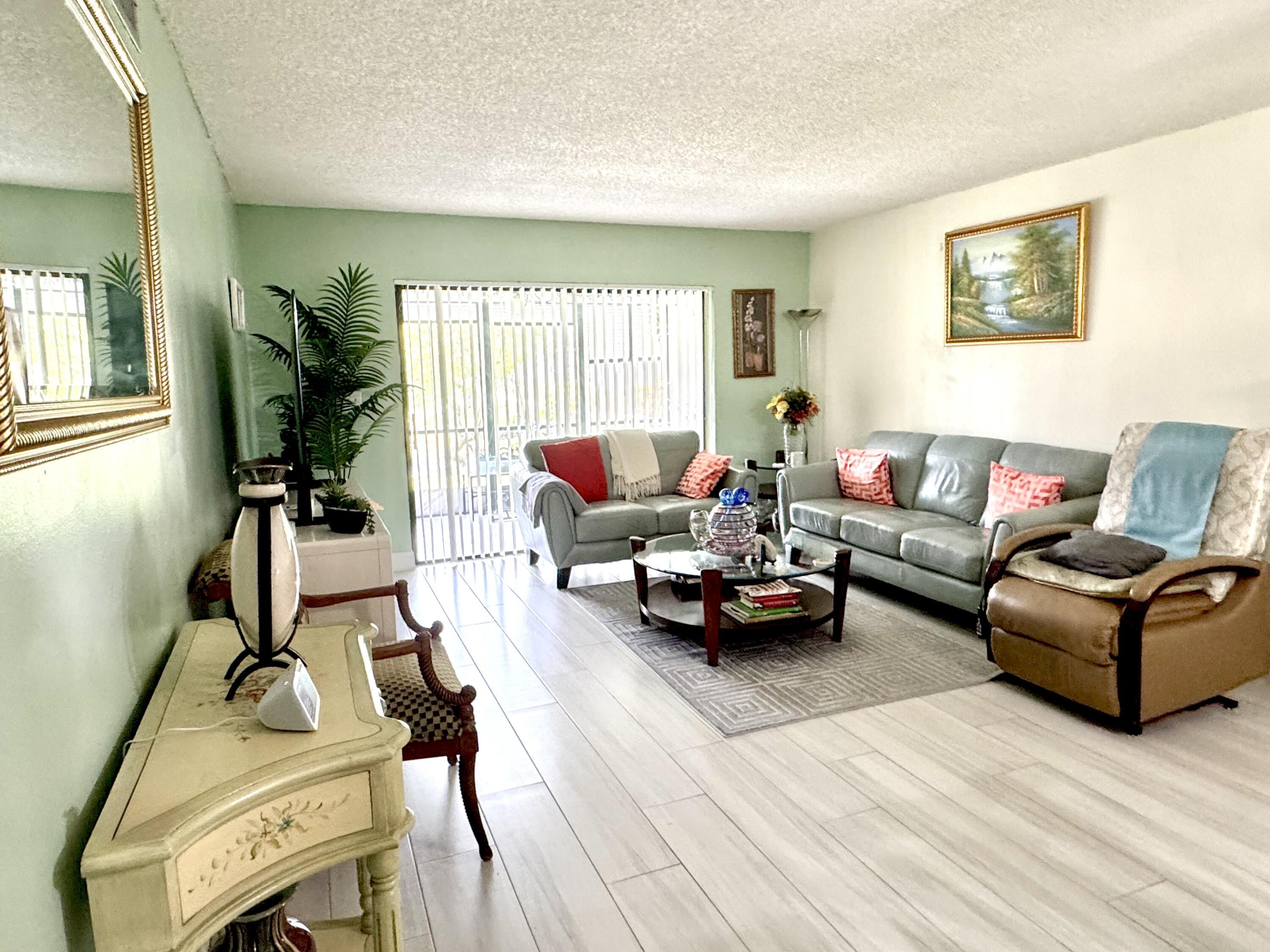 4930 E Sabal Palm Boulevard 107, Tamarac, FL 33319, Tamarac - Photo 3