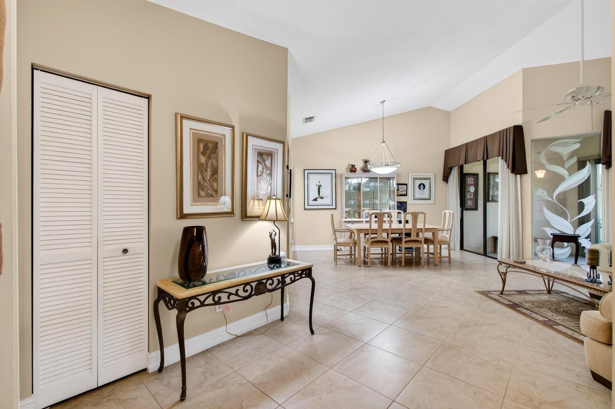 7481 Hearth Stone Avenue, Boynton Beach, FL 33472, Boynton Beach - Photo 4