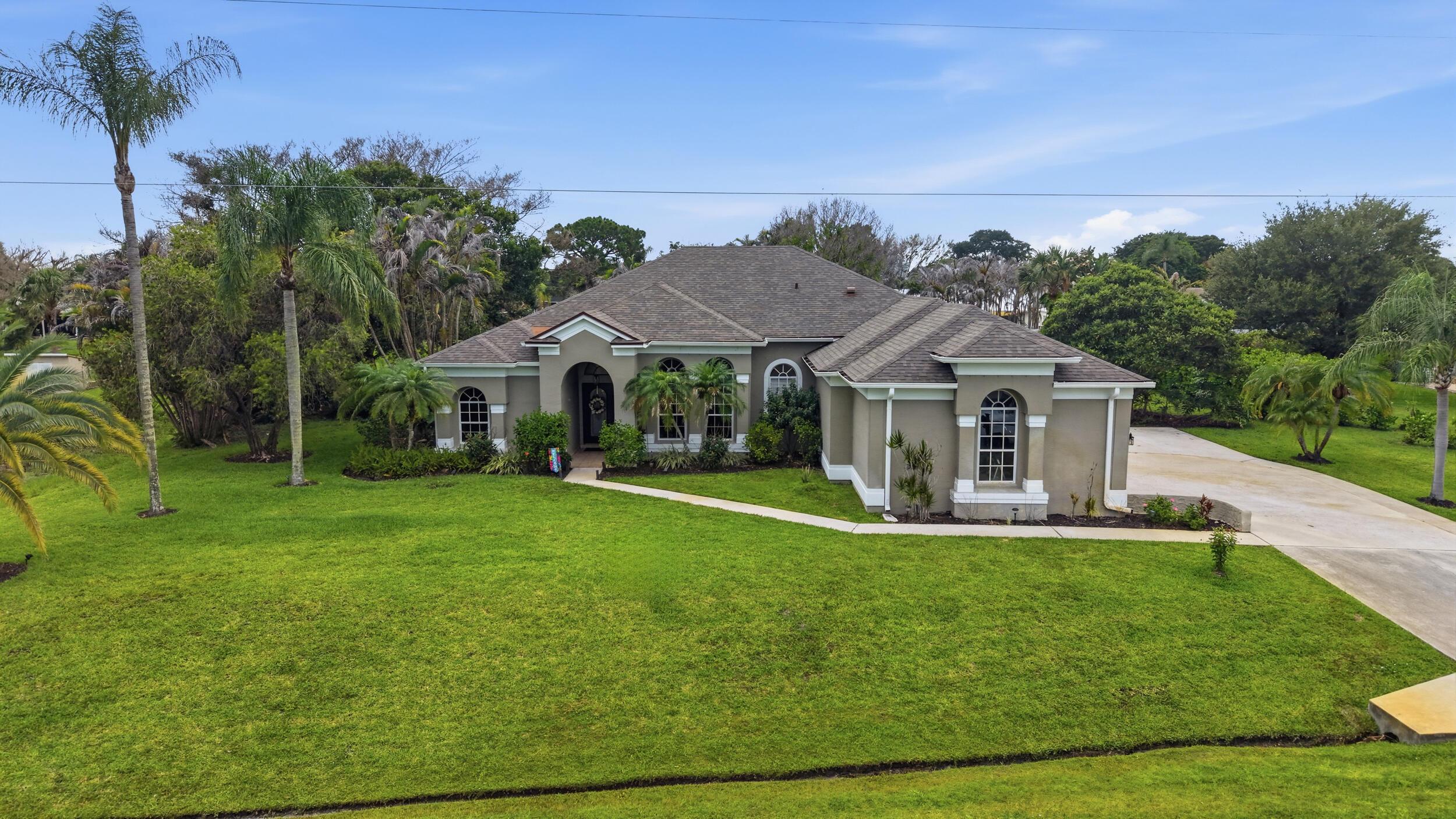 2598 SE Hamden Road, Port St. Lucie, FL 34952, Port St. Lucie - Photo 2