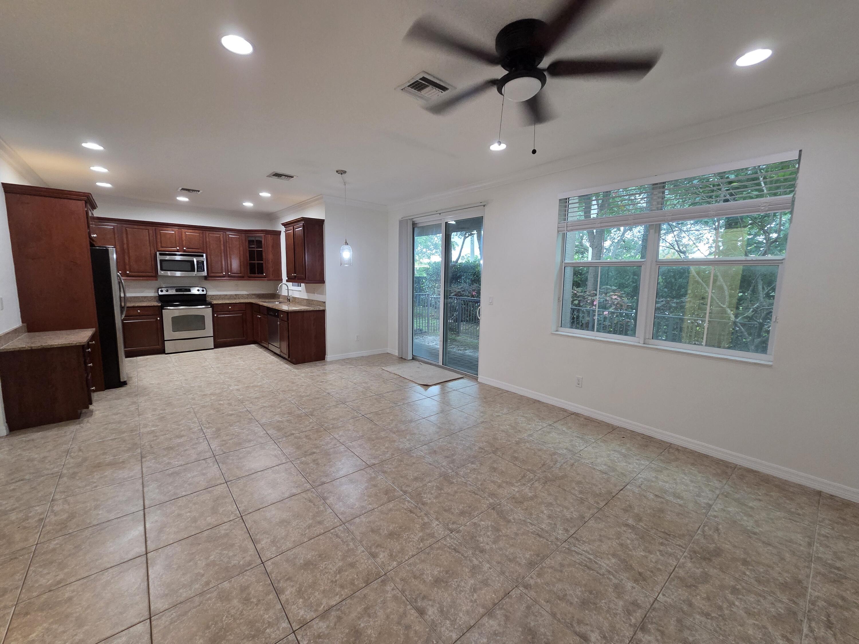 4507 Mediterranean Circle, Palm Beach Gardens, FL 33418, Palm Beach Gardens - Photo 4