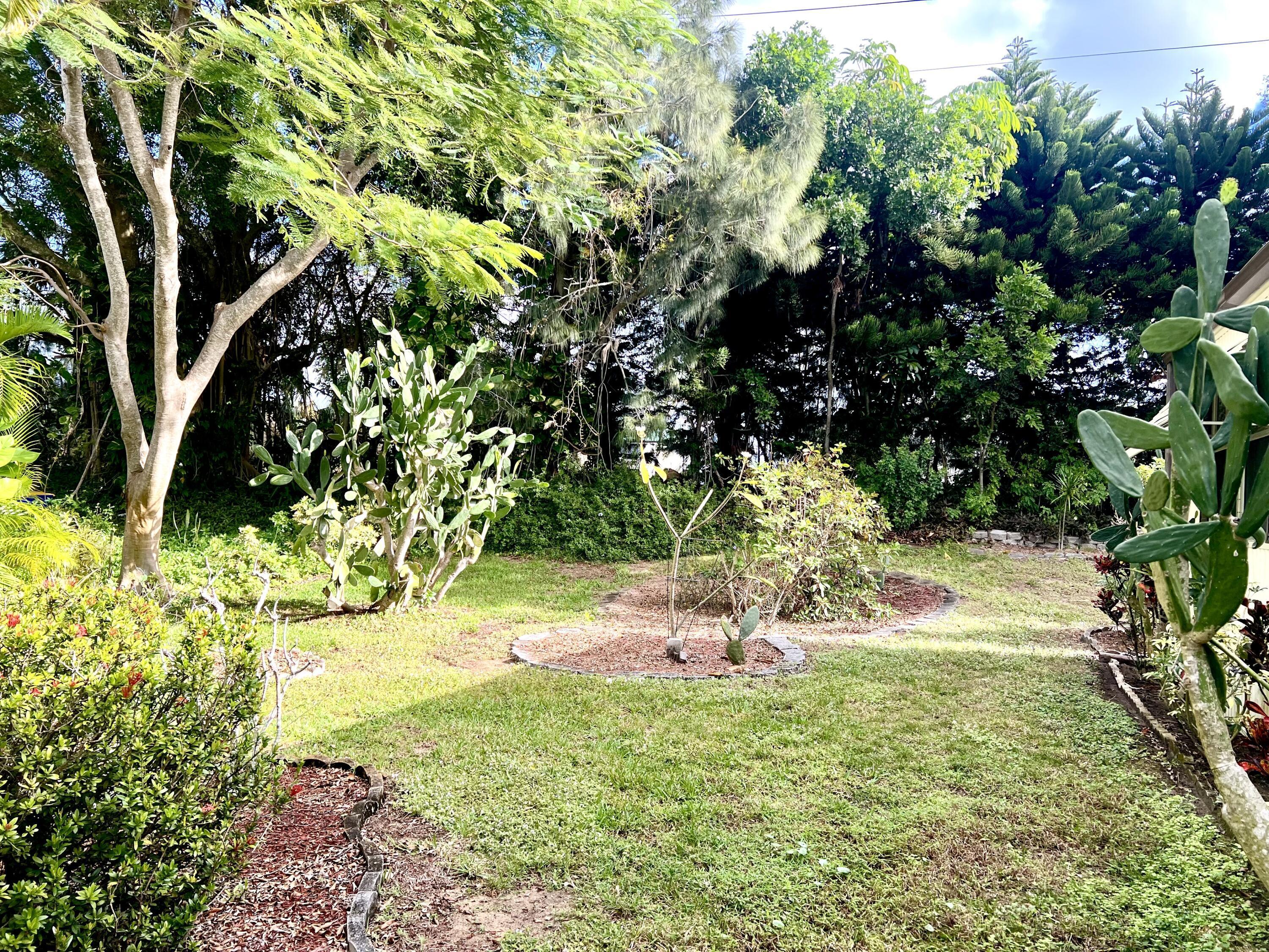 8011 SE Homestead Avenue, Hobe Sound, FL 33455, Hobe Sound - Photo 4