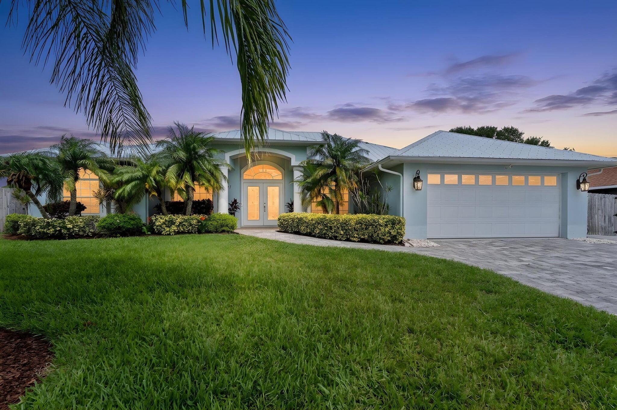 117 Queen Elizabeth Court, Hutchinson Island, FL 34949, Hutchinson Island - Photo 2