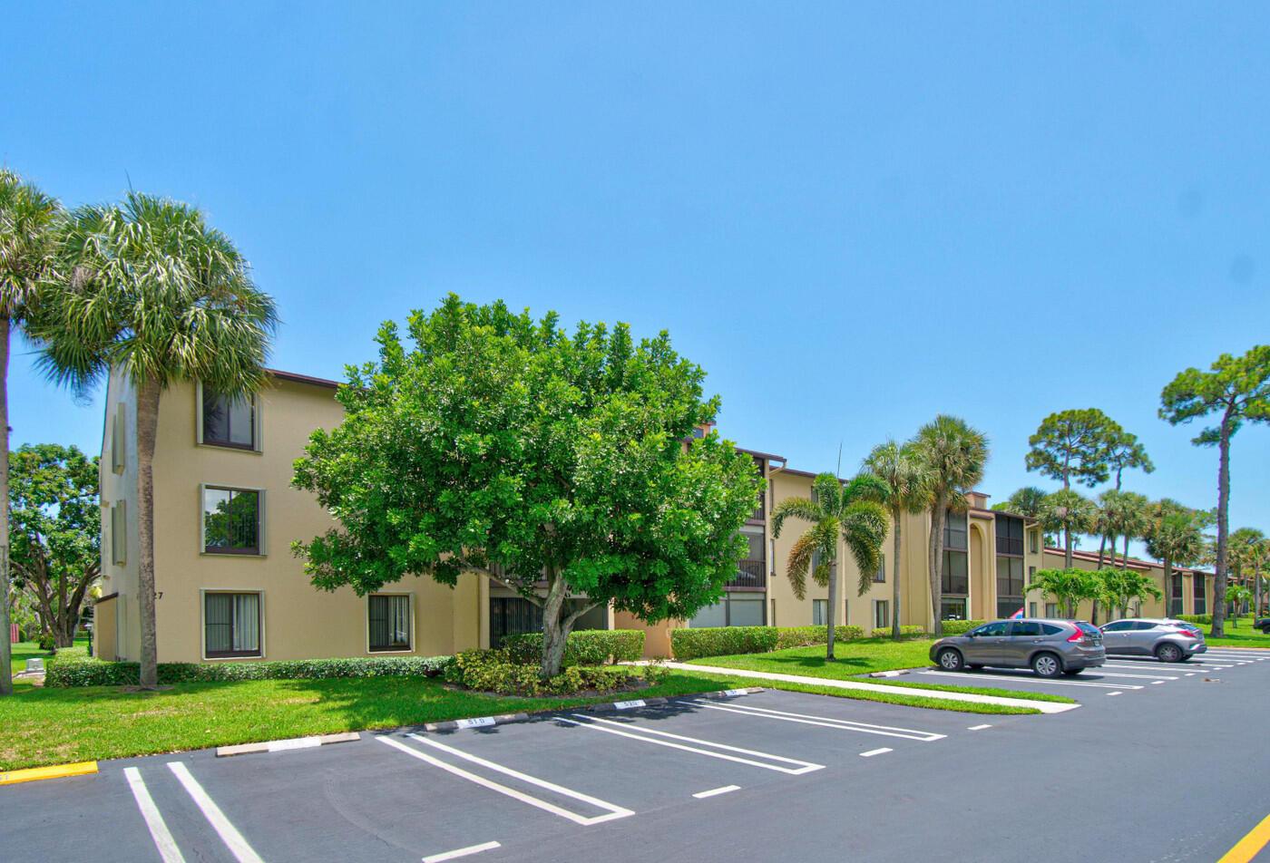 627 Sea Pine Way A3, Greenacres, FL 33415, Greenacres - Photo 5