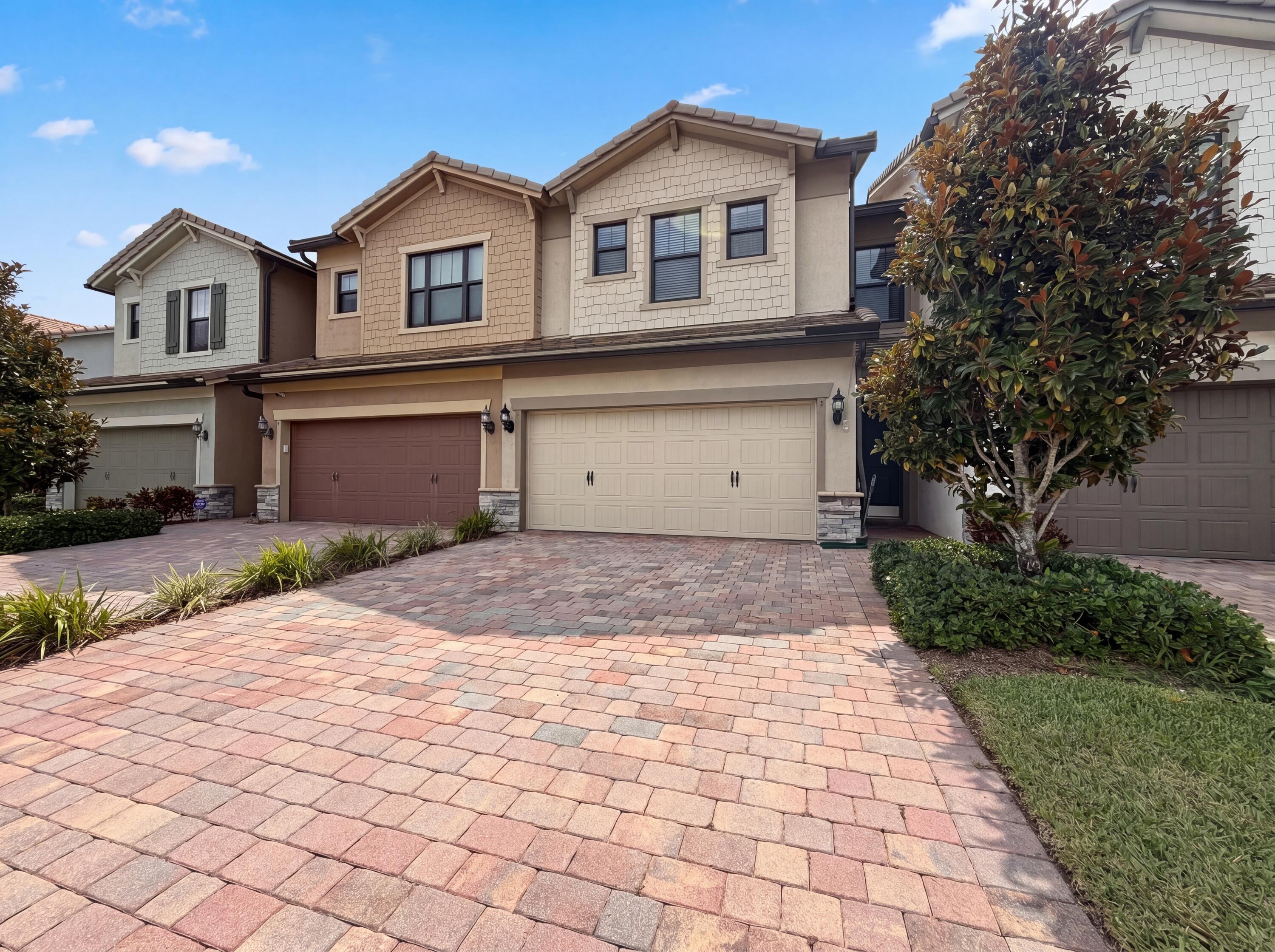 4739 Eventing Street, Lake Worth, FL 33467, Lake Worth - Photo 2