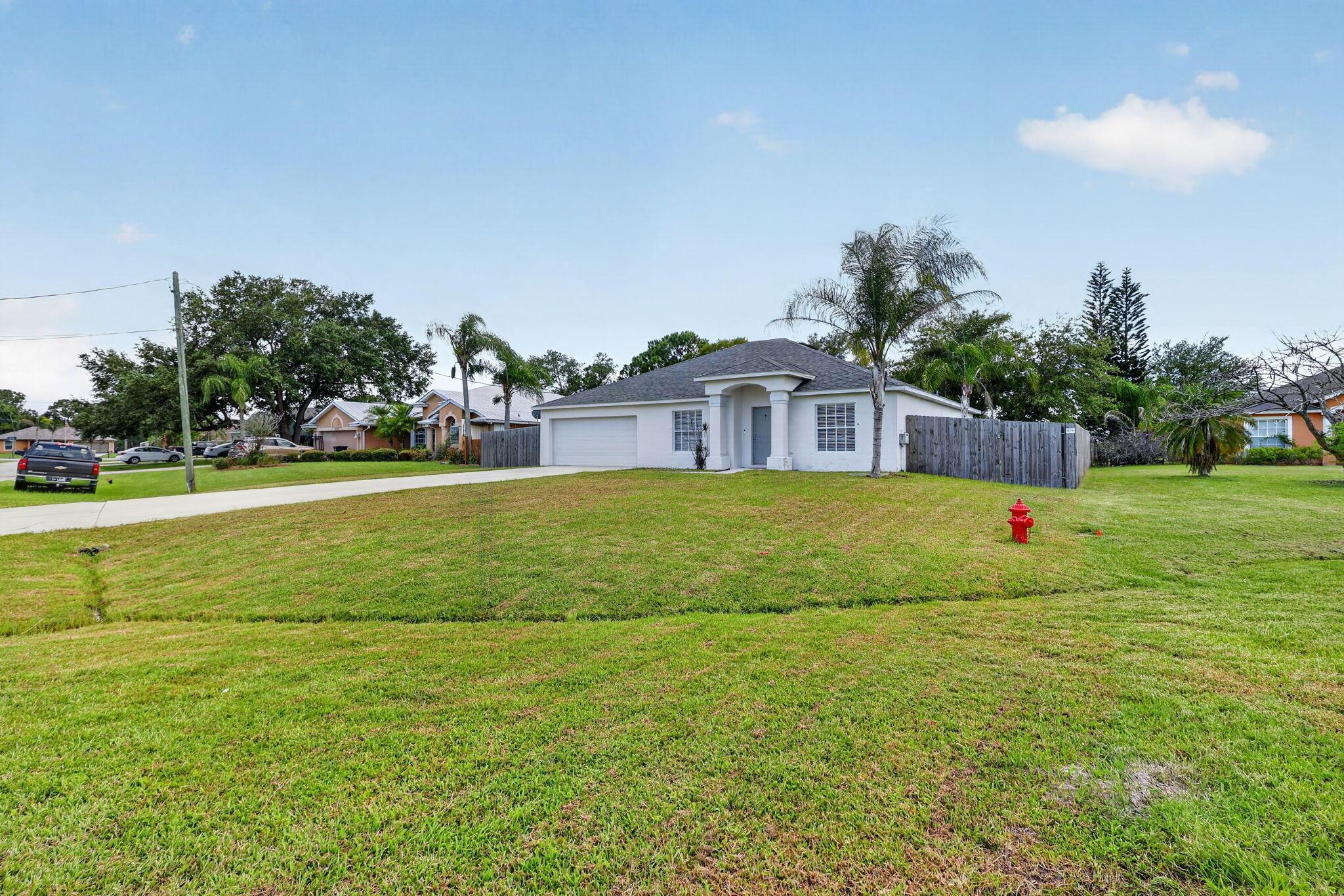 6115 NW Nolia Court, Port St. Lucie, FL 34983, Port St. Lucie - Photo 3