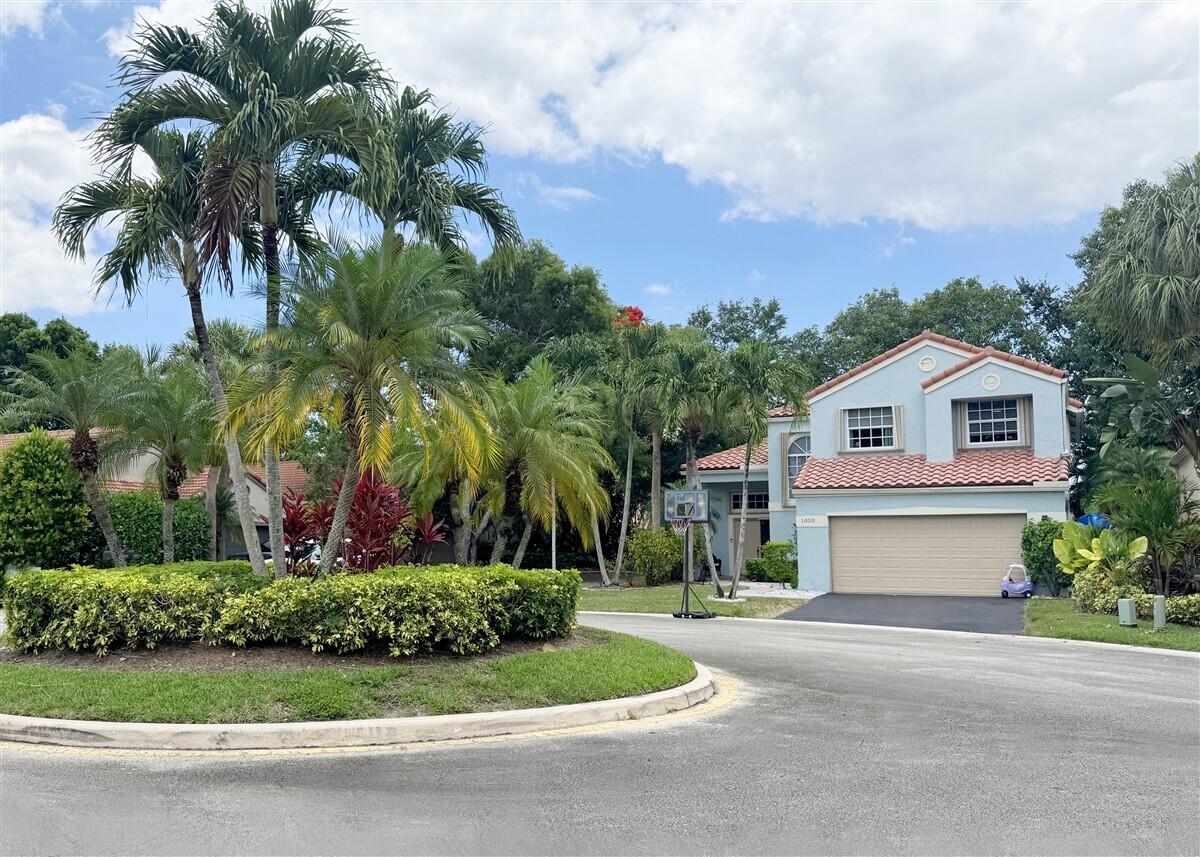 1020 NW 107th Avenue, Plantation, FL 33322, Plantation - Photo 2