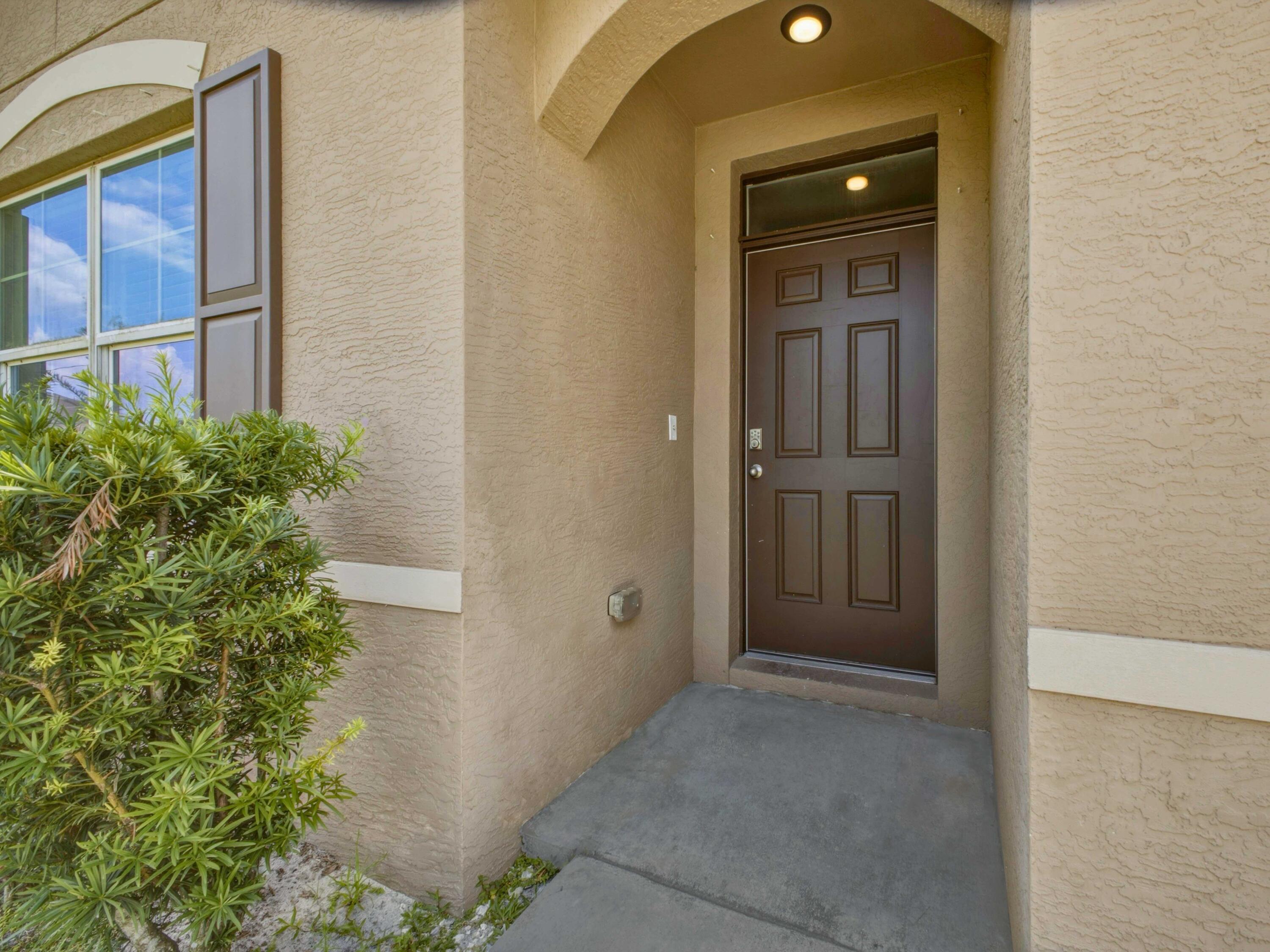 718 SW Crean Terrace SW, Port St. Lucie, FL 34953, Port St. Lucie - Photo 3