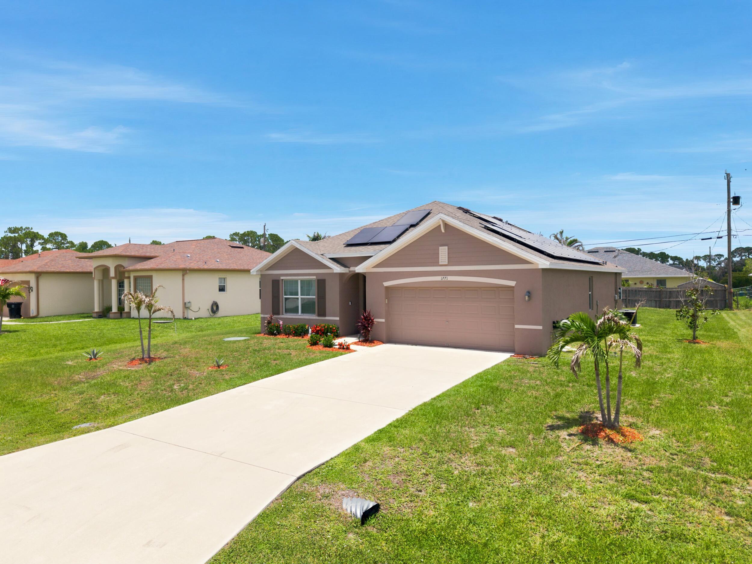 1771 SW Lofgren Avenue, Port St. Lucie, FL 34953, Port St. Lucie - Photo 4