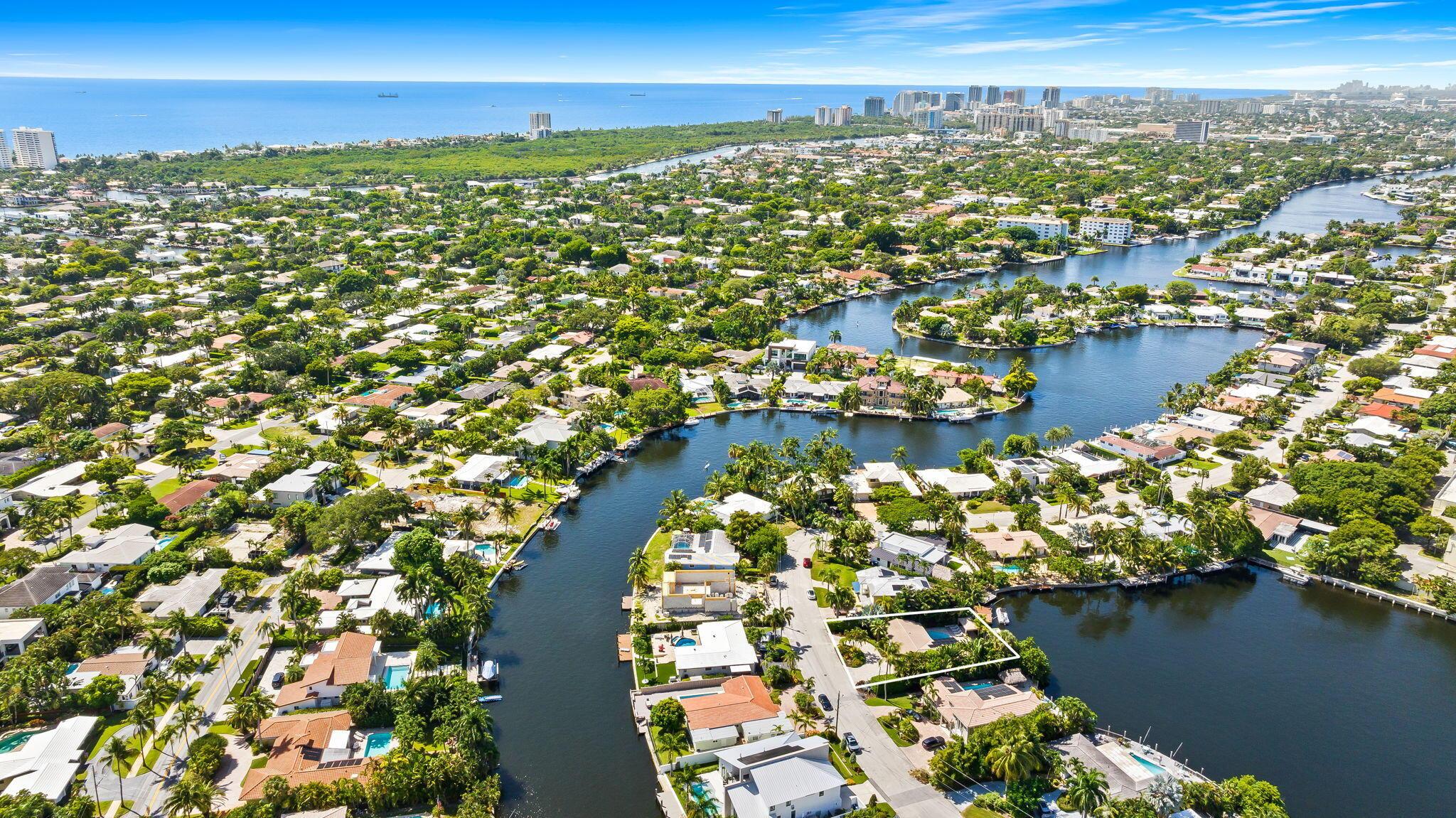 2509 NE 22nd Terrace, Fort Lauderdale, FL 33305, Fort Lauderdale - Photo 2