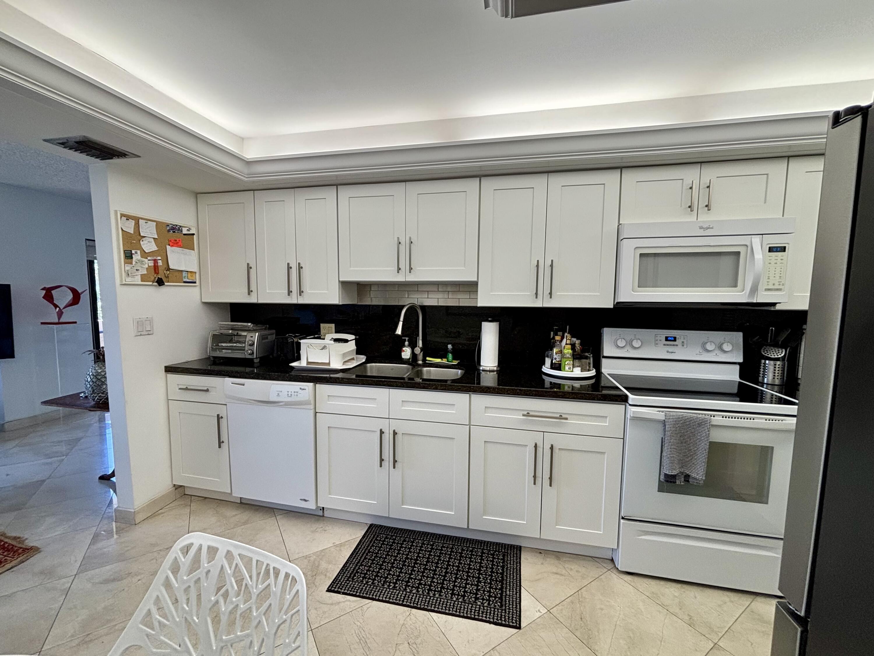 4900 N Ocean Boulevard 517, Lauderdale-By-The-Sea, FL 33308, Lauderdale-By-The-Sea - Photo 4