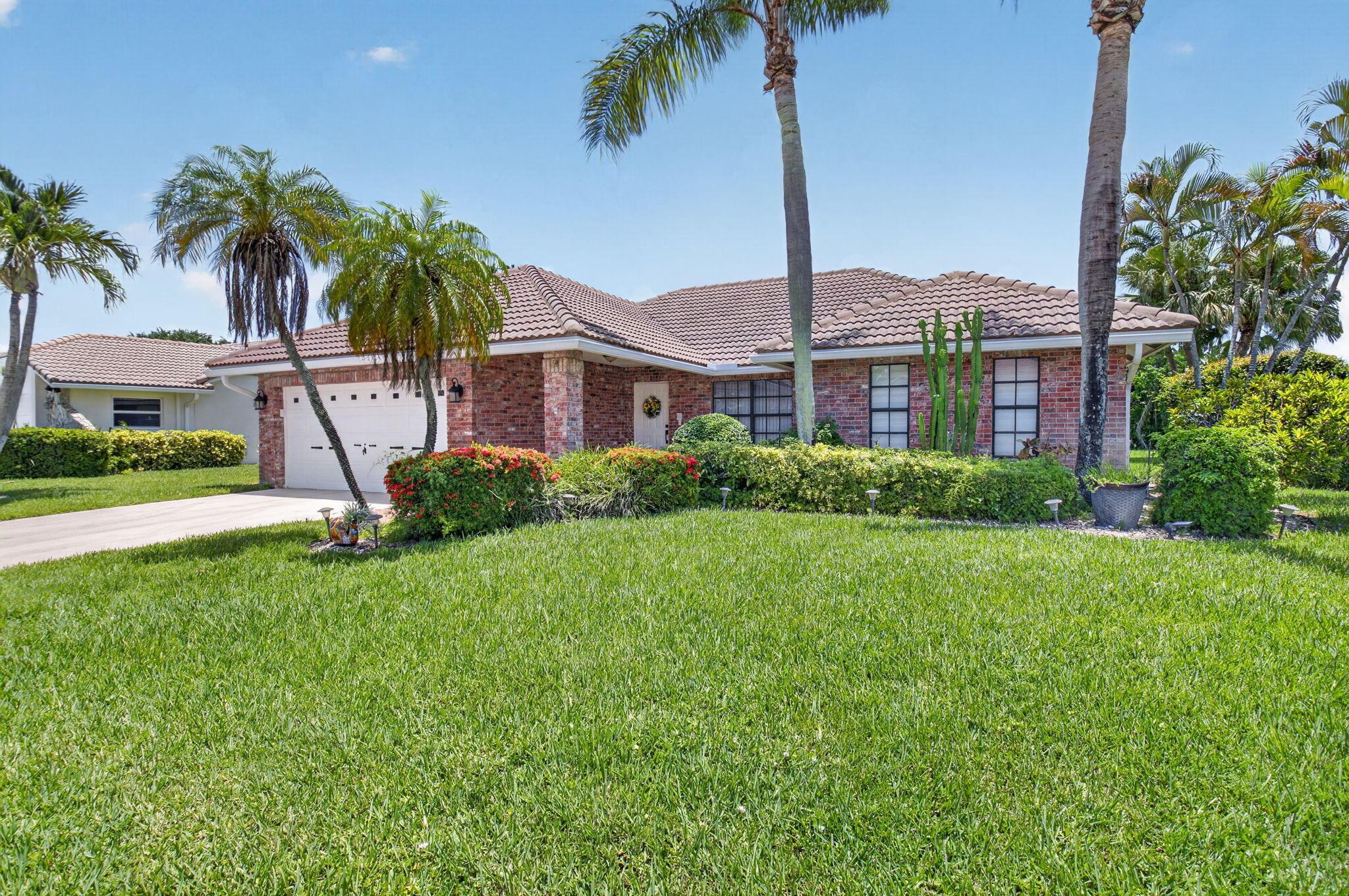 19600 Sedgefield Terrace, Boca Raton, FL 33498, Boca Raton - Photo 2