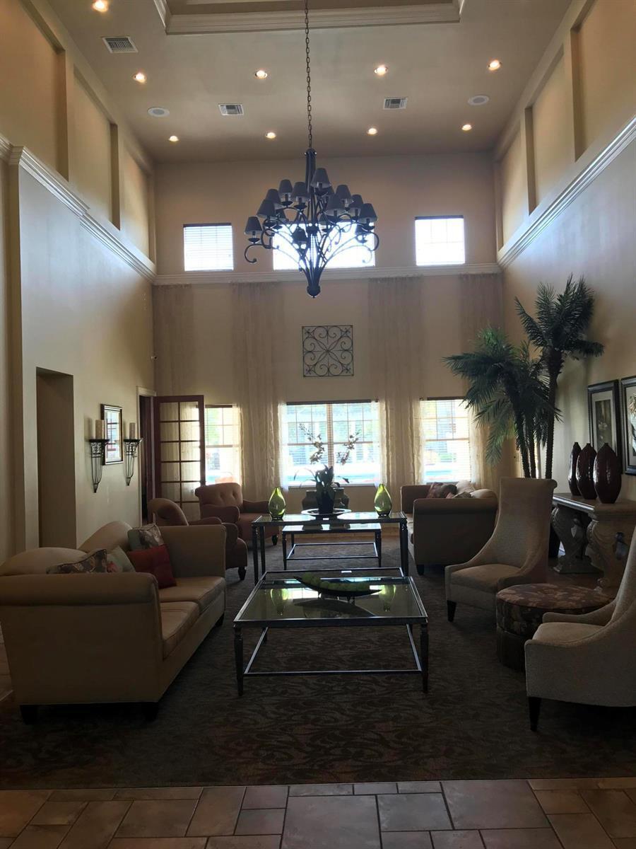 6410 Emerald Dunes Drive 206, West Palm Beach, FL 33411, West Palm Beach - Photo 3
