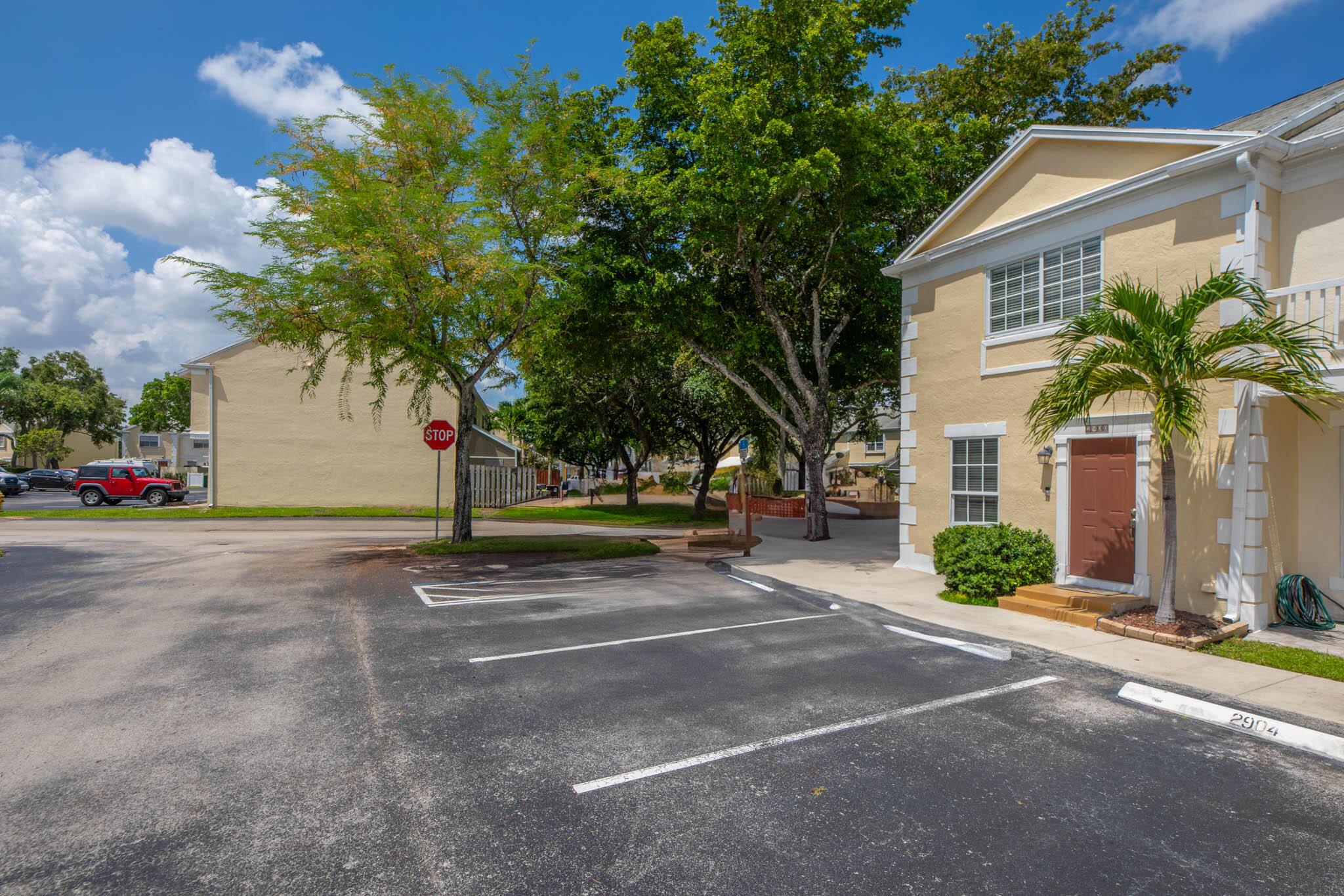 2900 Dorchester Lane 2900, Cooper City, FL 33026, Cooper City - Photo 3