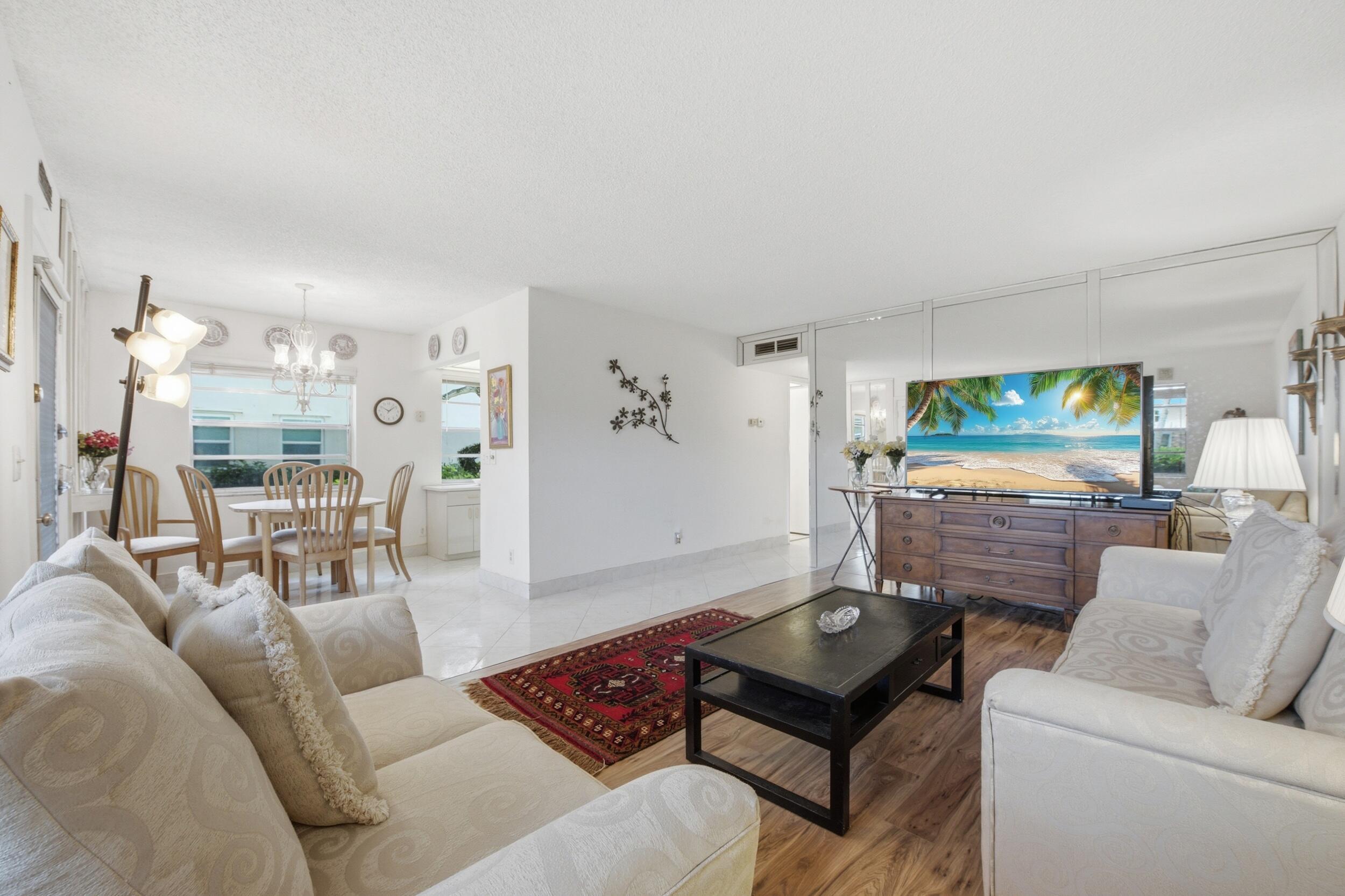 441 Burgundy J, Delray Beach, FL 33484, Delray Beach - Photo 5